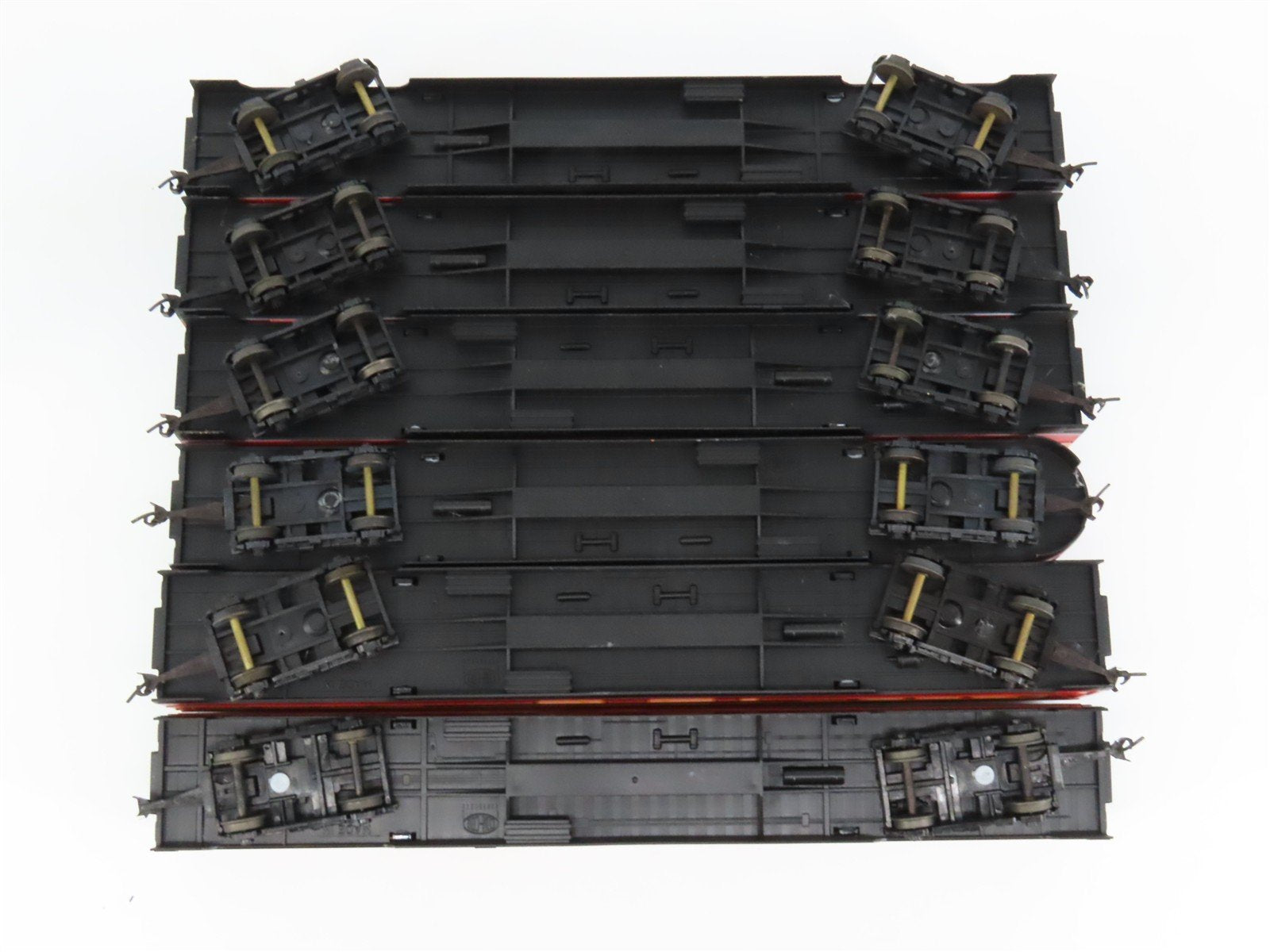 LOT of 6 HO Scale Con-Cor SP Southern Pacific Daylight Assorted Passenger Cars