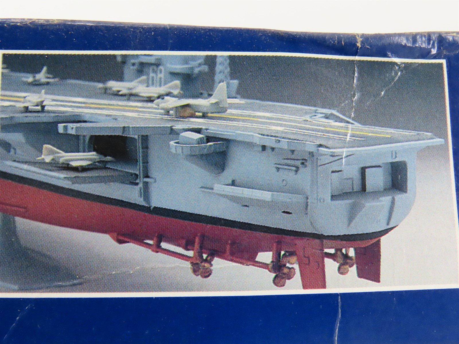 1:600 Scale Monogram Kit 3004 Carrier USS Nimitz