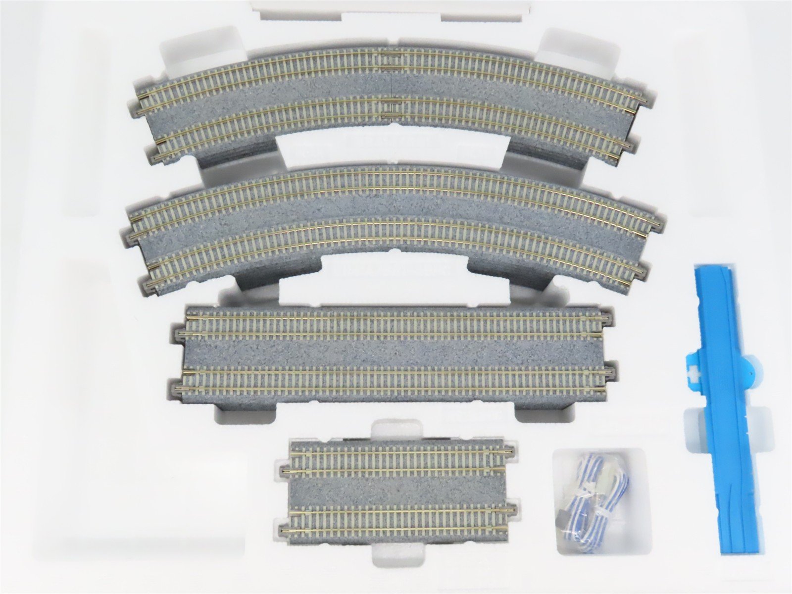 N Scale Kato Unitrack 20-870-1 Double Track Set - V11