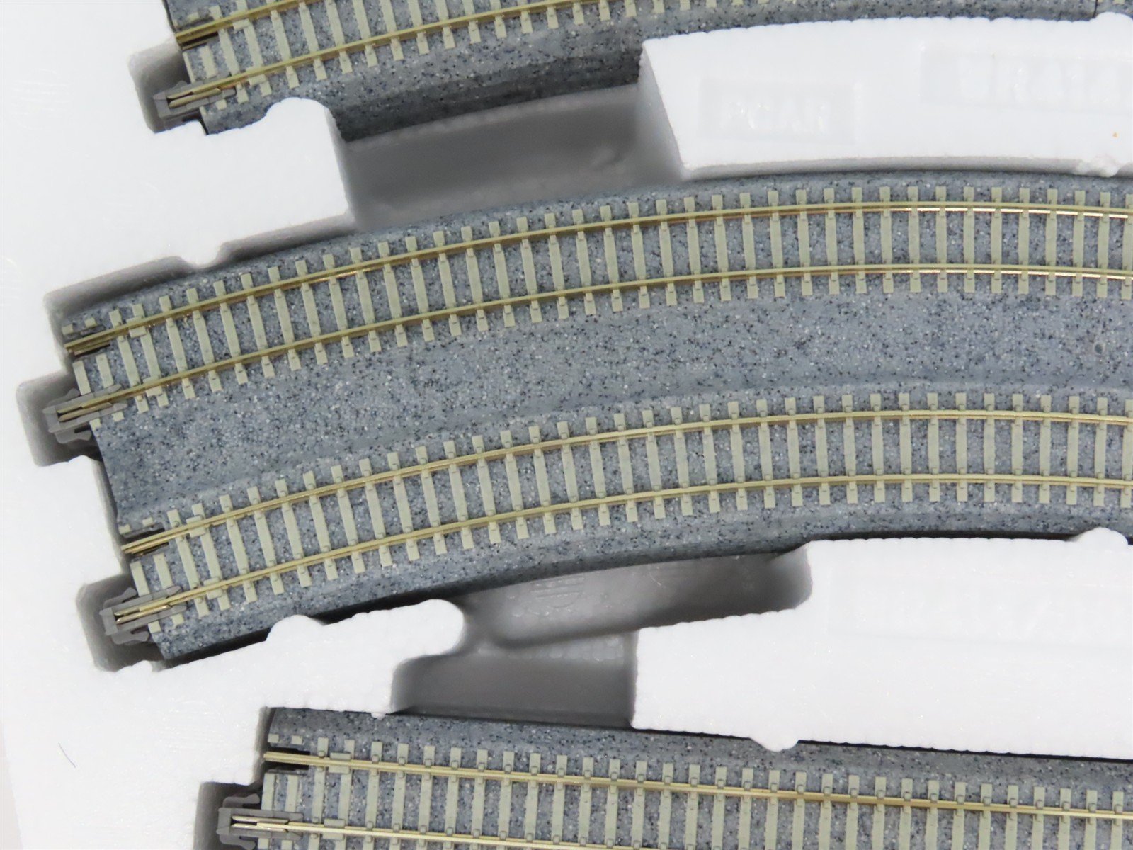 N Scale Kato Unitrack 20-870-1 Double Track Set - V11