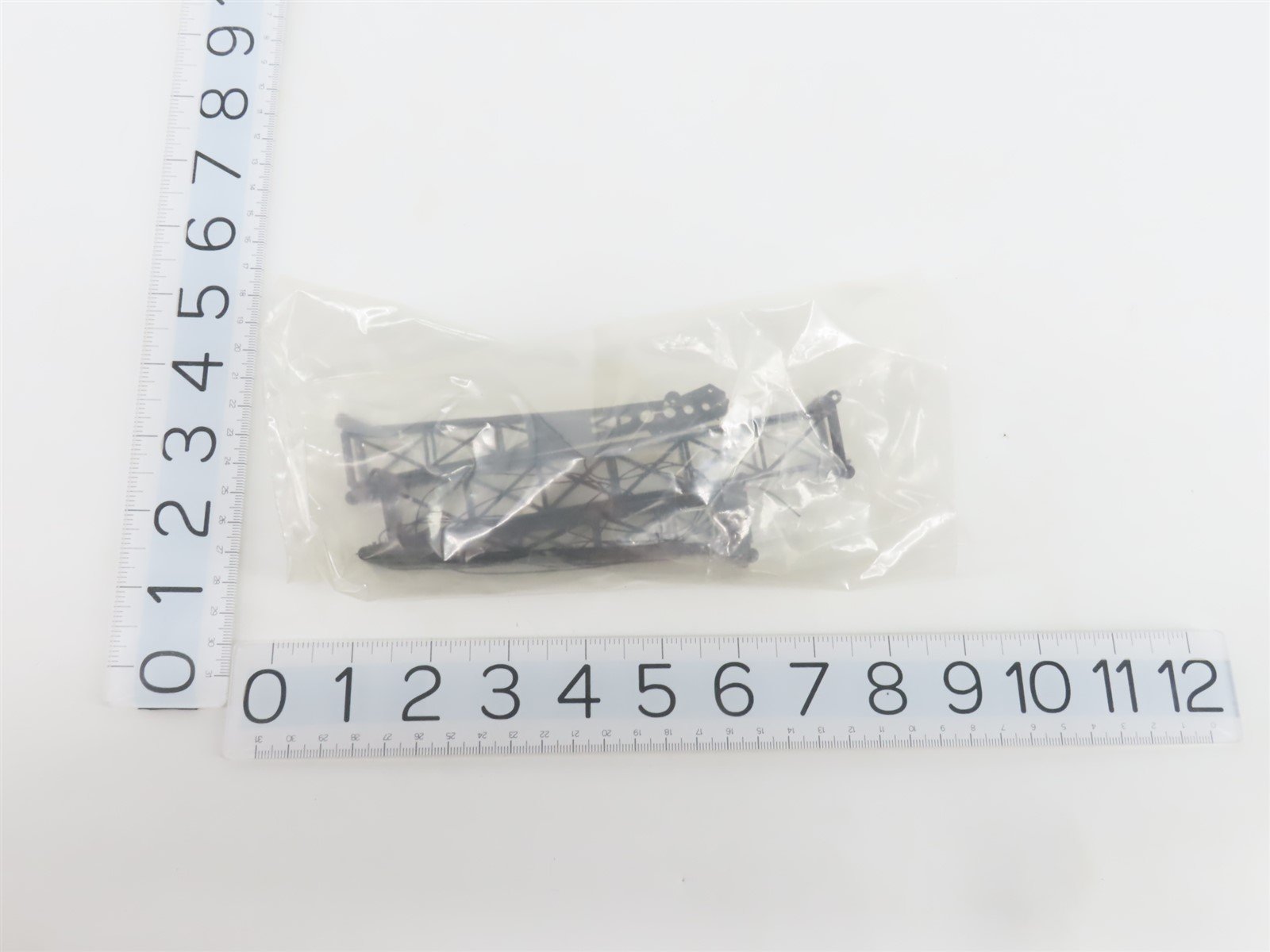 O 1/48 Scale Lionel 6-12750 Crane Assembly Kit