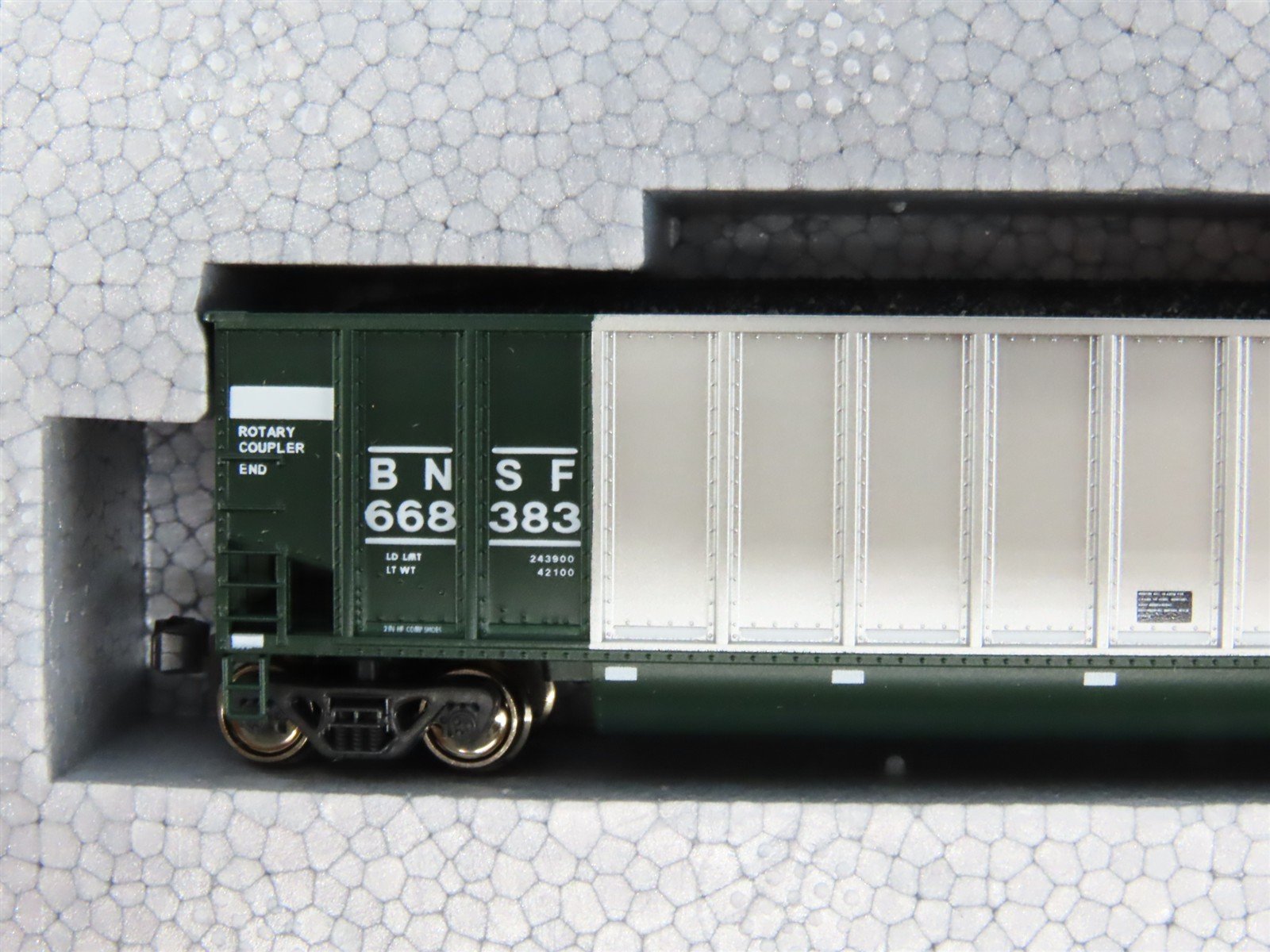 N KATO #106-4601 BNSF Burlington Northern Santa Fe BethGon Coalporter 8-Pack