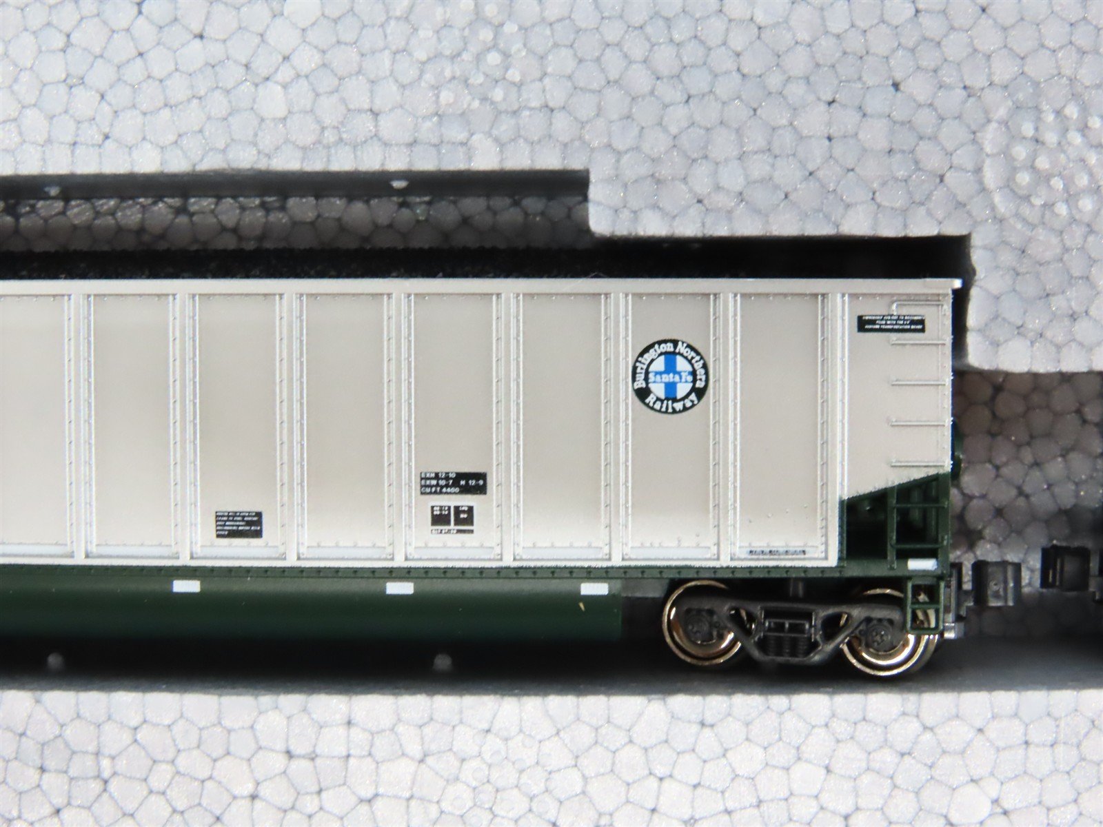 N KATO #106-4601 BNSF Burlington Northern Santa Fe BethGon Coalporter 8-Pack