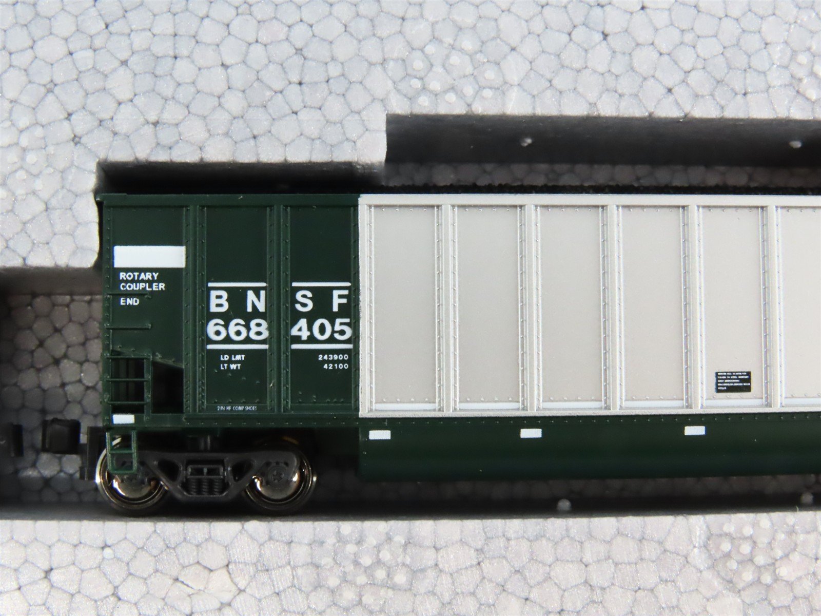N KATO #106-4601 BNSF Burlington Northern Santa Fe BethGon Coalporter 8-Pack