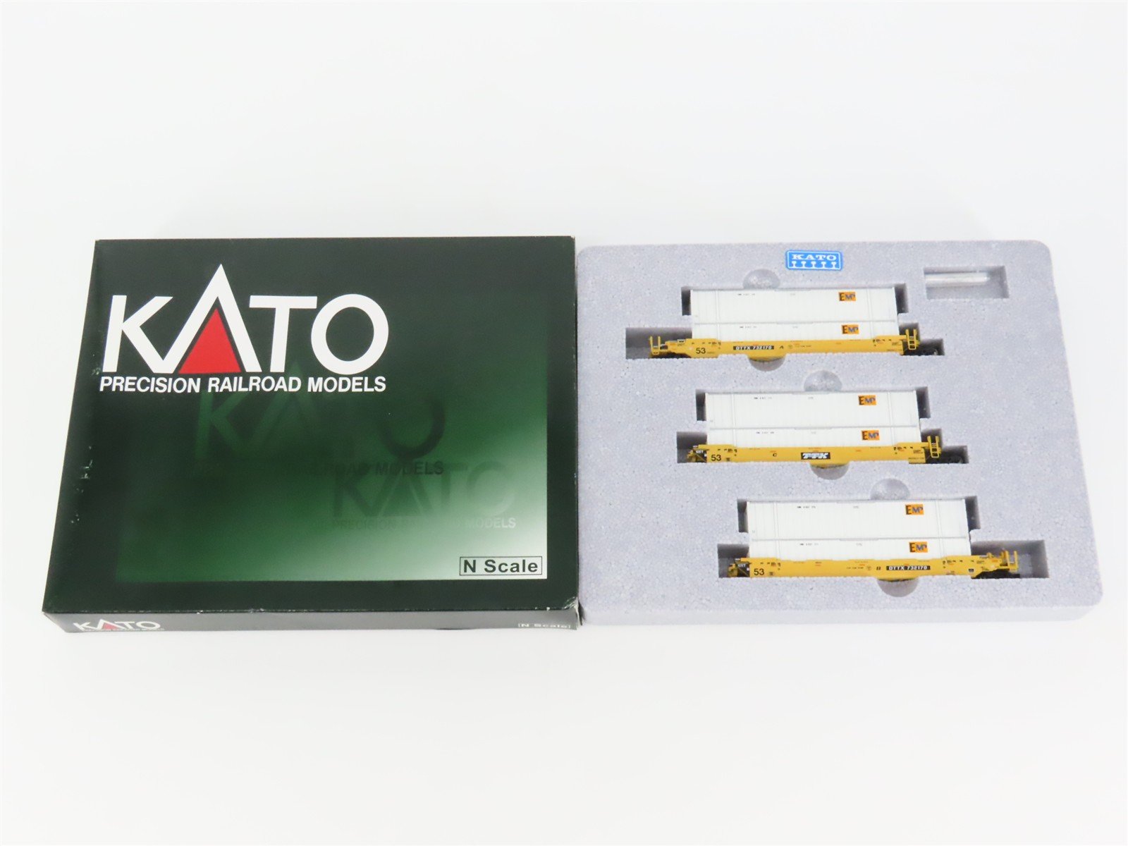 N Scale KATO #106-6114 A DTTX Gunderson MAXI-IV Double Stack Car 3-Unit Set