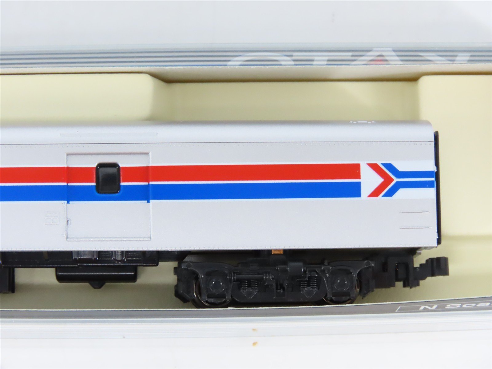 N Scale KATO #106-3512 Amtrak Smoothside Baggage Phase I Passenger 2-Car Set C
