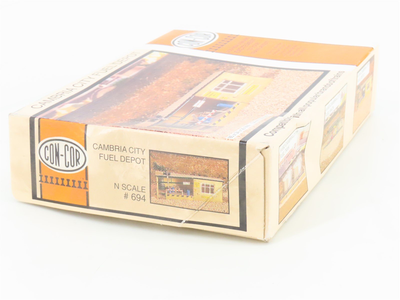 N Scale Con-Cor 694 Cambria City Fuel Depot Building Kit