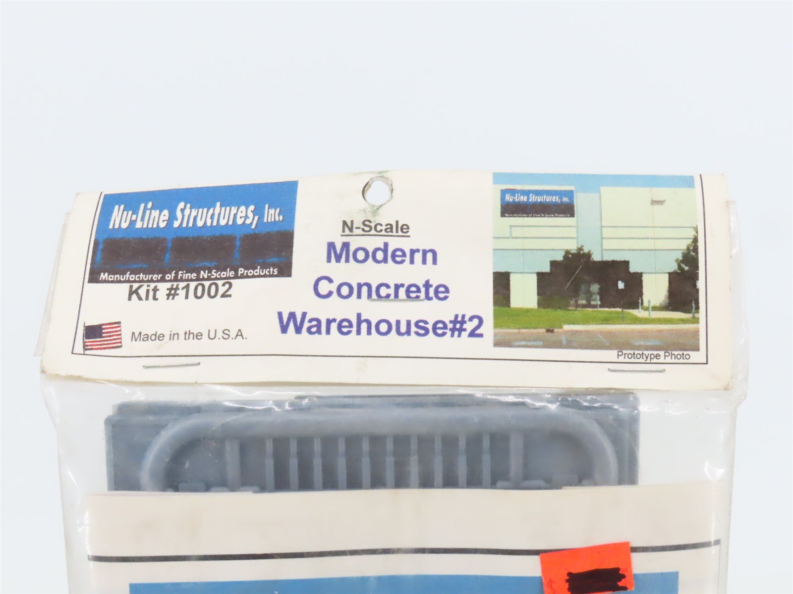 N Scale Nu-Line 1002 Modern Concrete Warehouse #2 Building Kit
