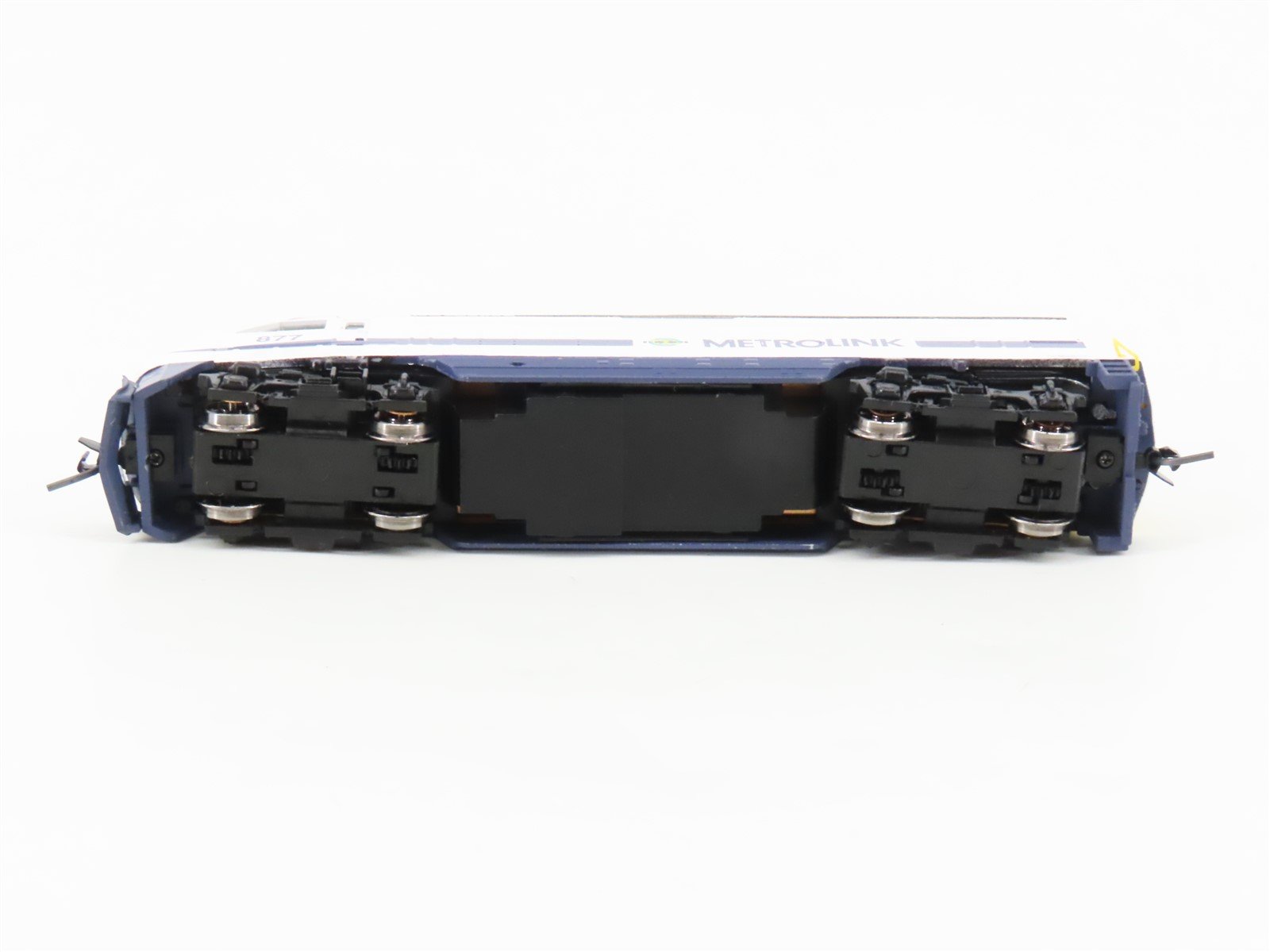 N Scale Athearn Metrolink F59PHI Diesel Locomotive #877