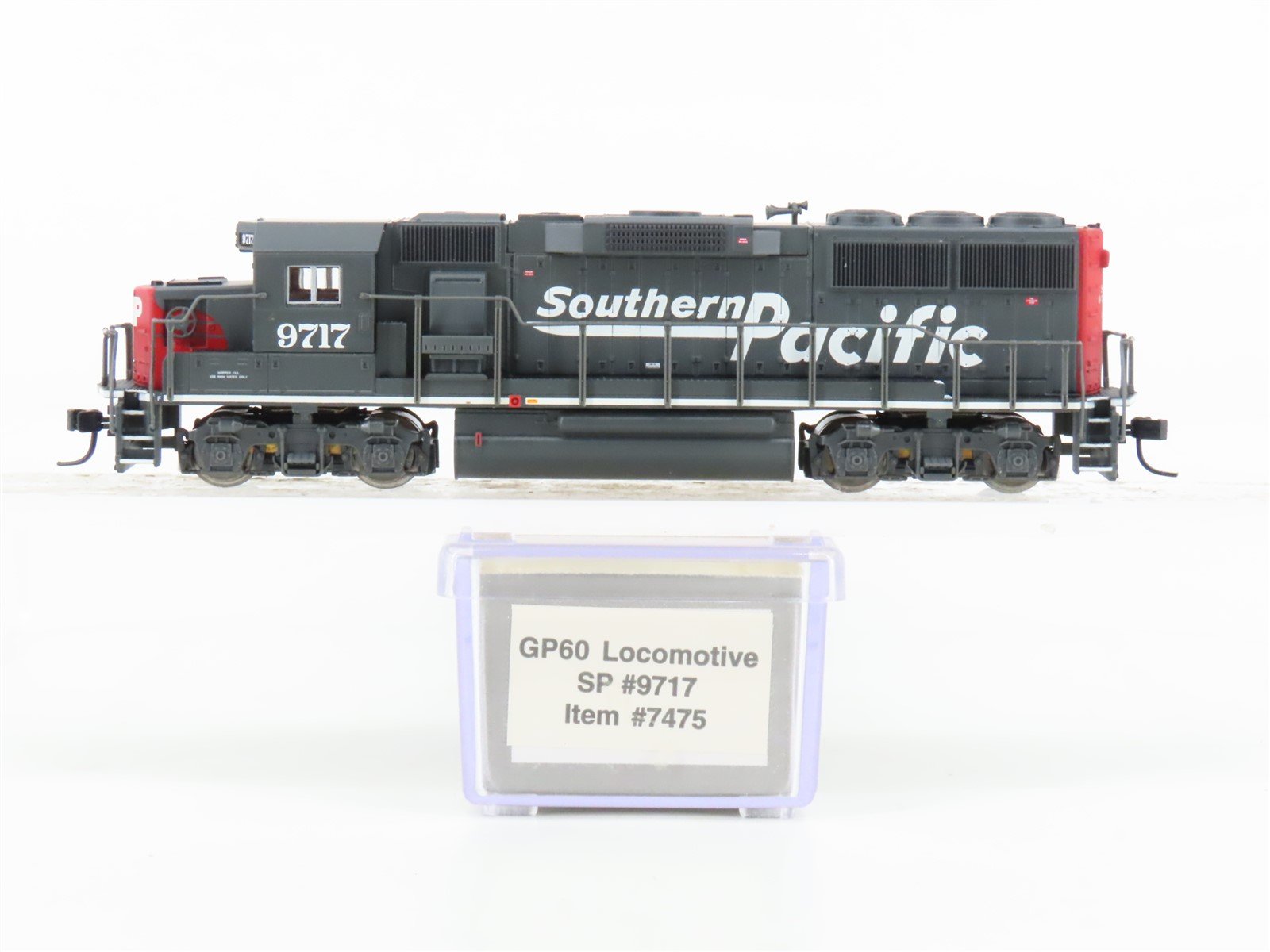 N Scale Life-Like 7475 SP Southern Pacific GP60 Diesel Locomotive #9717