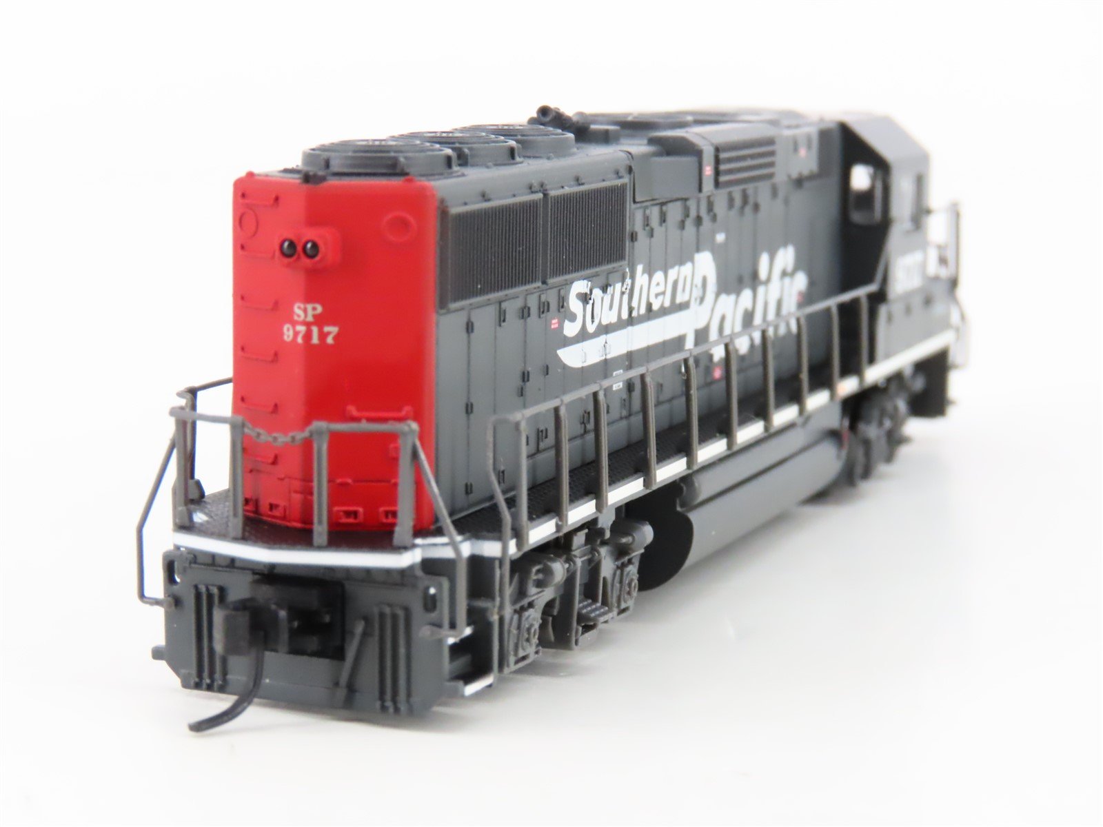 N Scale Life-Like 7475 SP Southern Pacific GP60 Diesel Locomotive #9717
