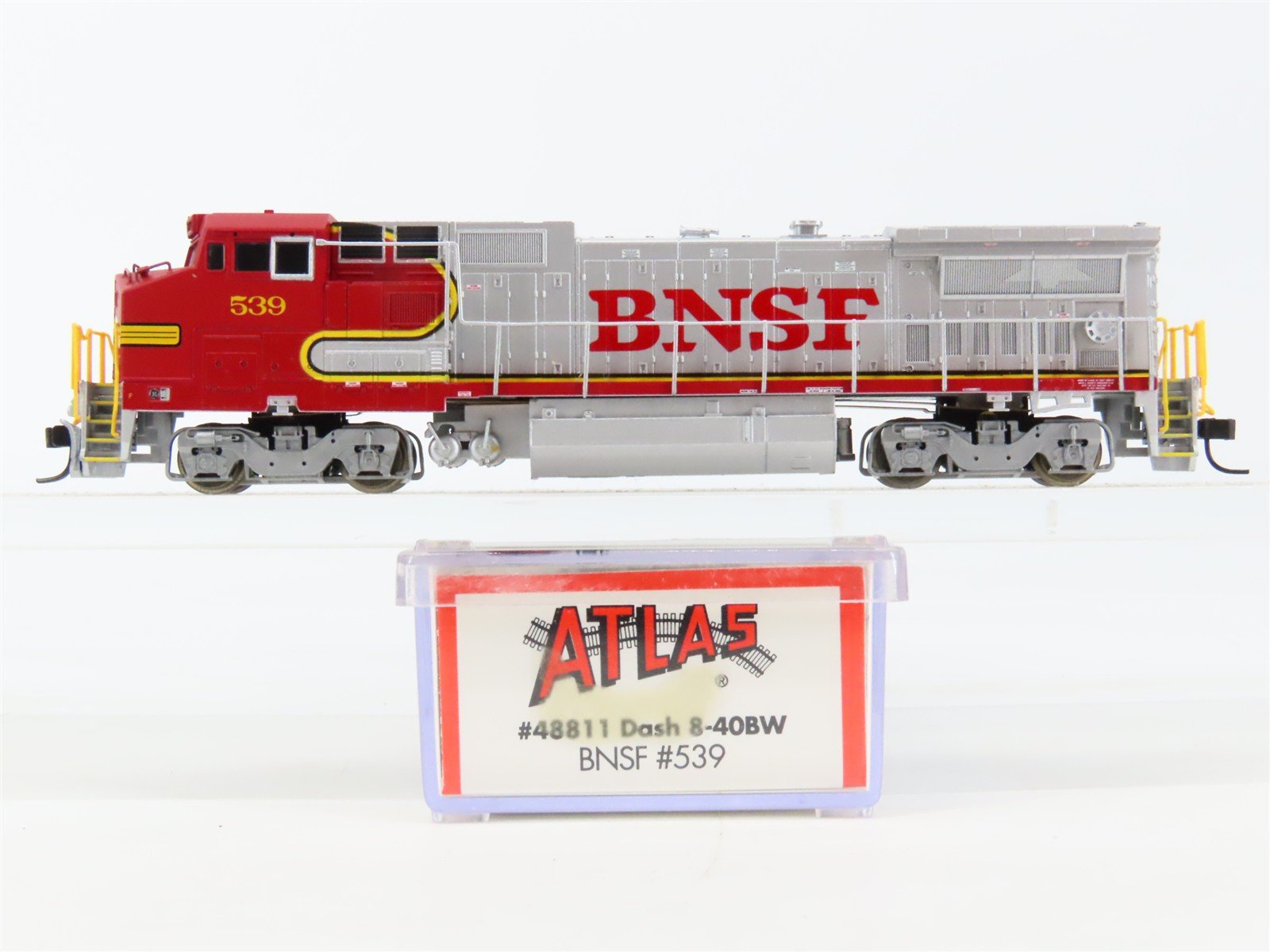 N Scale Atlas 48811 BNSF "Warbonnet" GE Dash 8-40BW Diesel #539 - DCC Ready