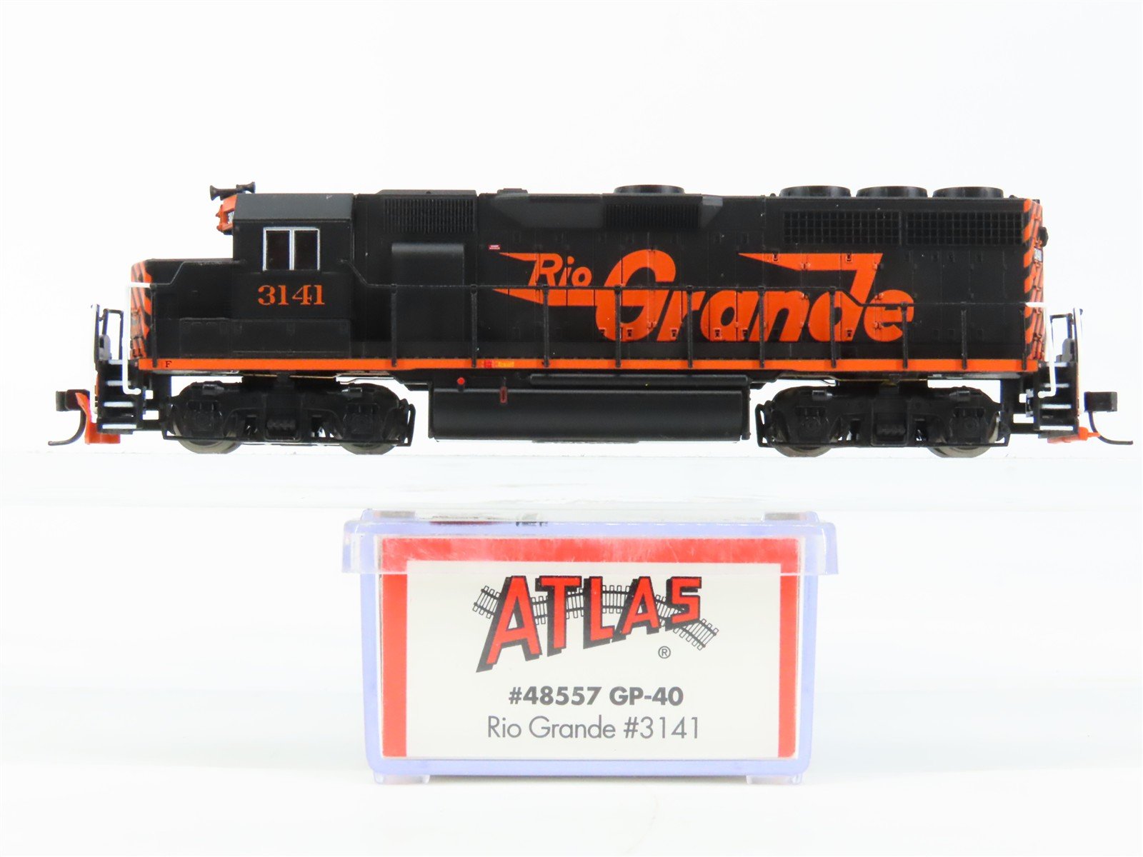 N Scale Atlas 48557 D&RGW Rio Grande EMD GP40 Diesel #3141 - DCC Ready