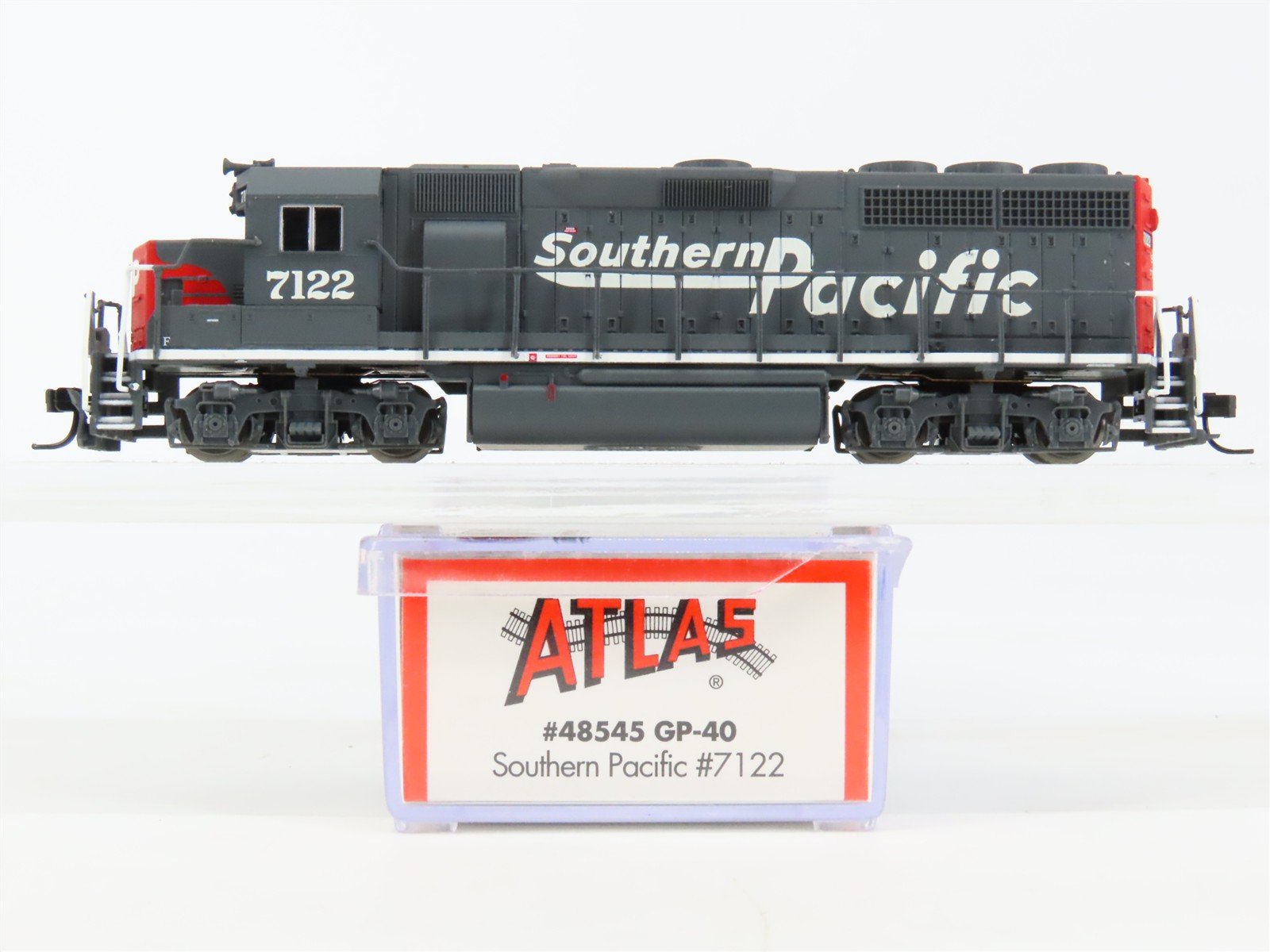 N Atlas 48545 SP Southern Pacific "Bloody Nose" GP40 Diesel #7122 - DCC Ready