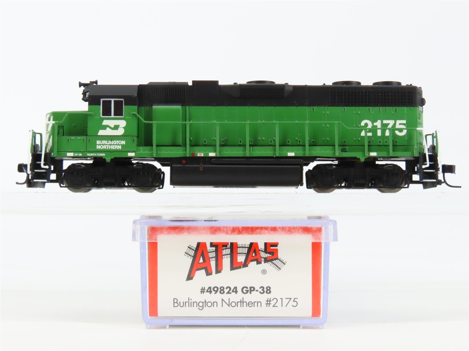 N Scale Atlas 49824 BN Burlington Northern EMD GP38 Diesel #2175 - DCC Ready