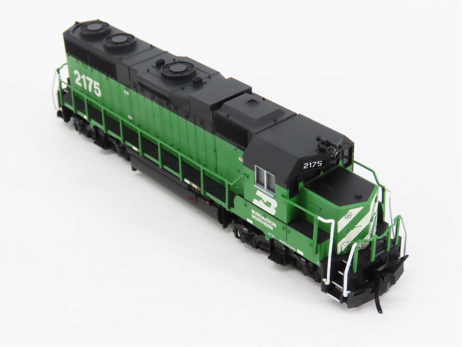 N Scale Atlas 49824 BN Burlington Northern EMD GP38 Diesel #2175 - DCC Ready