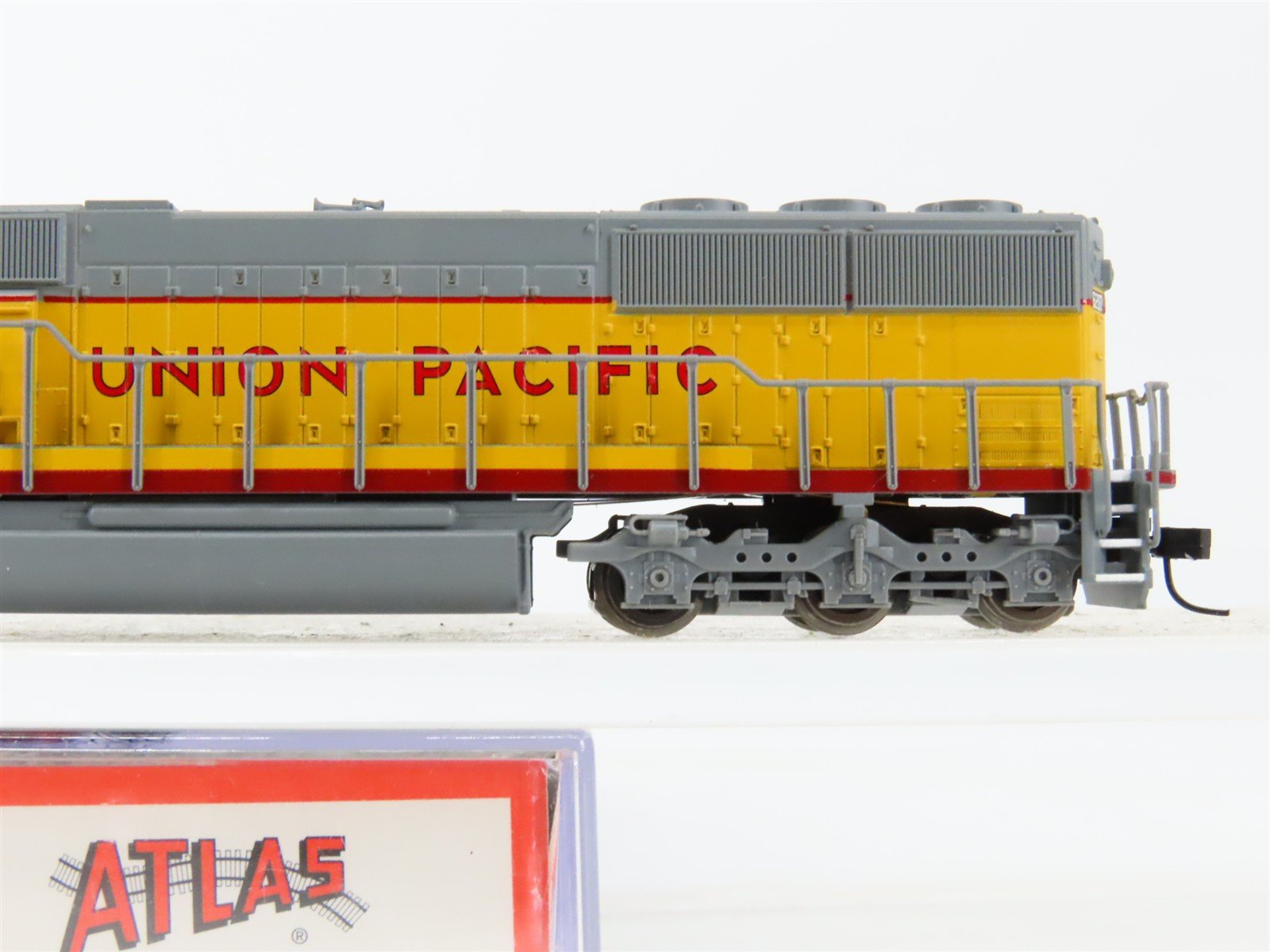 N Scale Atlas 49213 UP Union Pacific EMD SD60M Diesel #6207 - DCC Ready