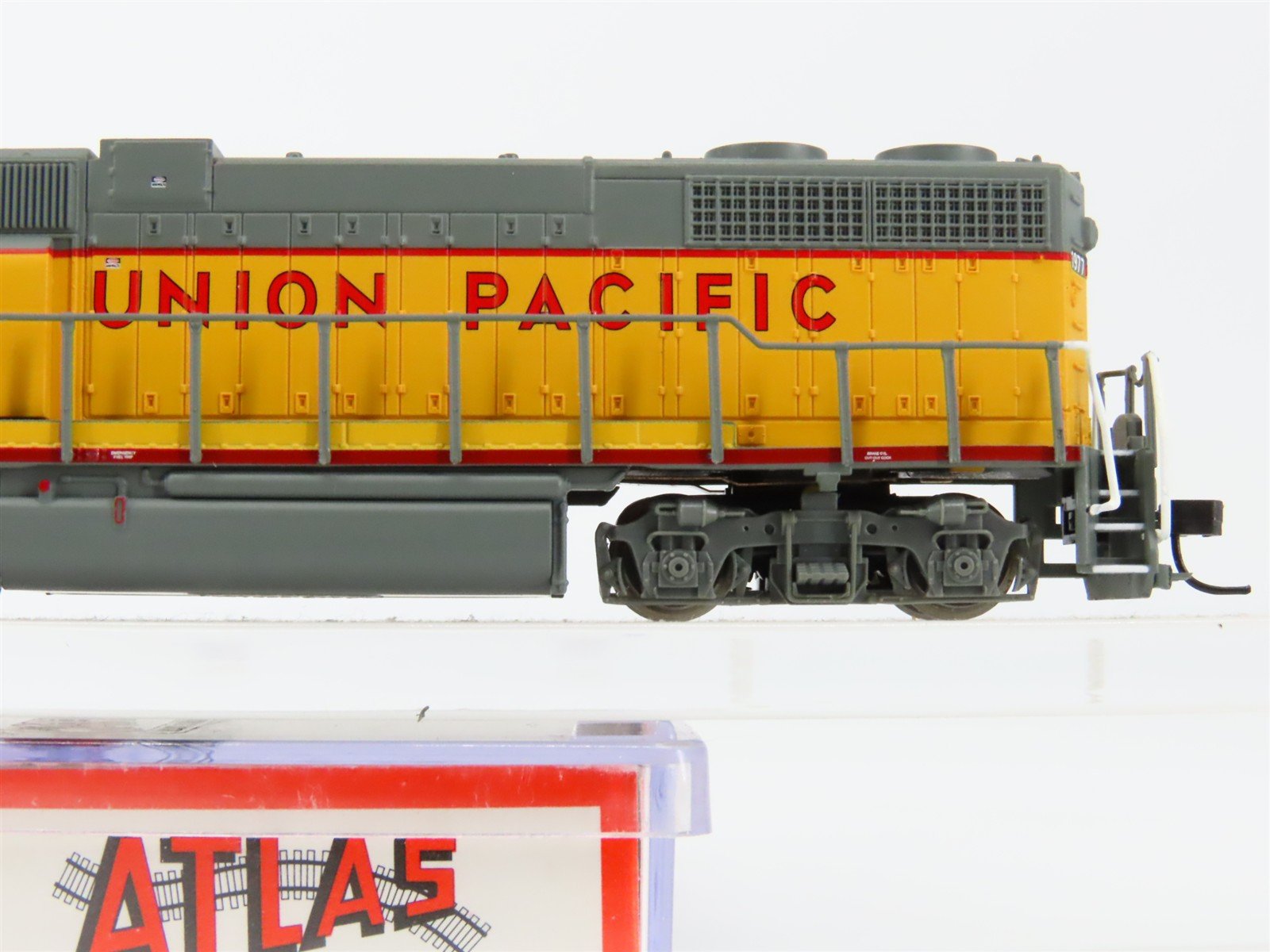 N Scale Atlas 49836 UP Union Pacific EMD GP38 Diesel #1977 - DCC Ready