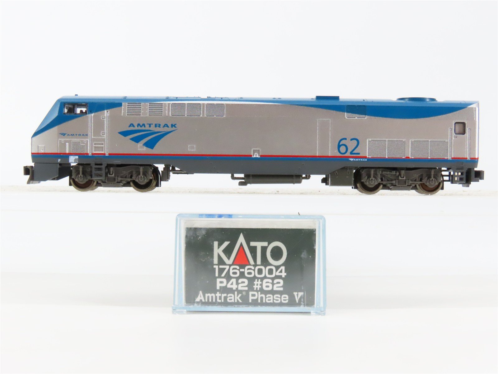N Scale KATO 176-6004 AMTK Amtrak Phase V P42 Genesis Diesel #62 - DCC Ready