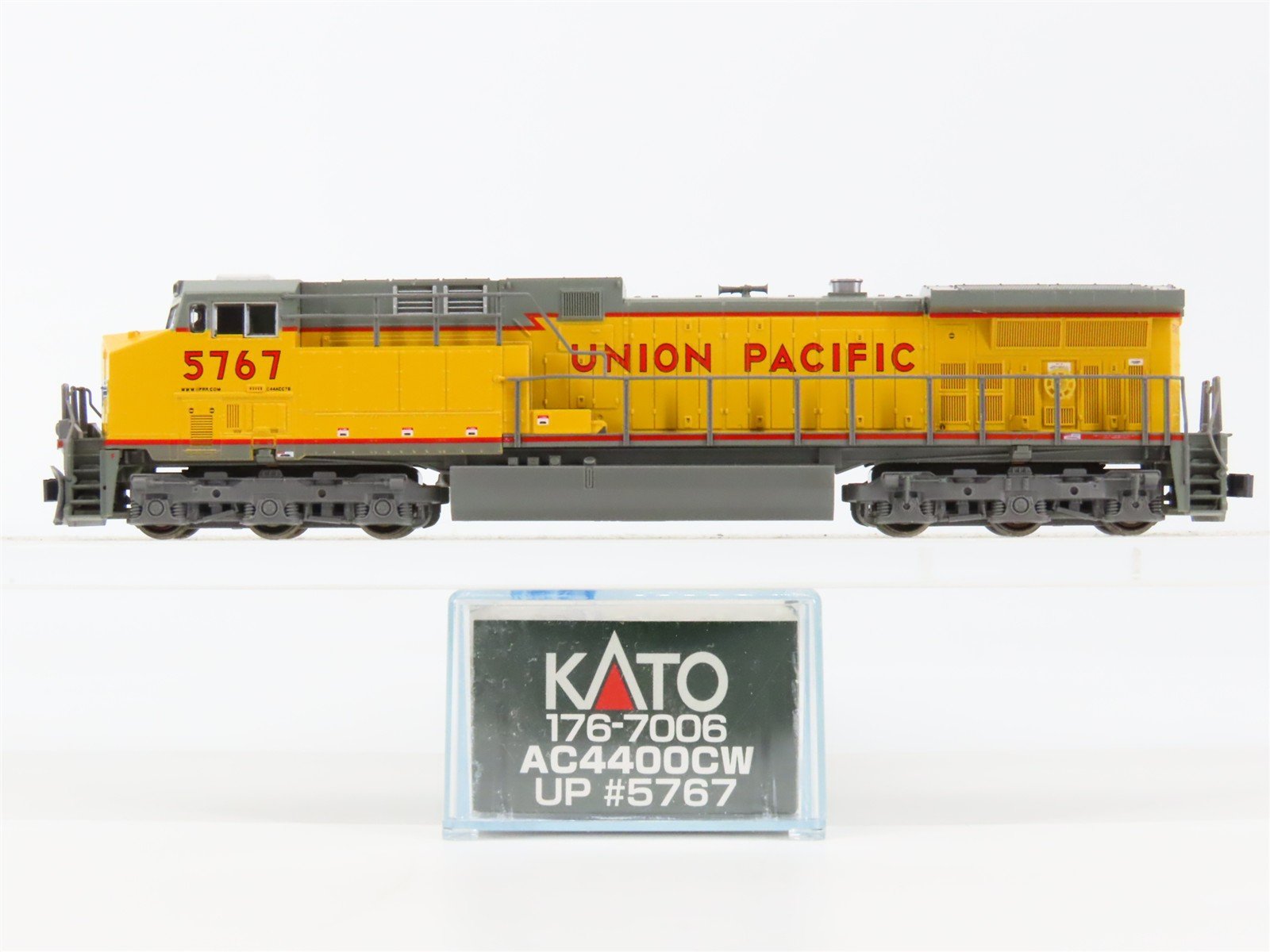 N Scale KATO 176-7006 UP Union Pacific GE AC4400CW Diesel #5767 - DCC Ready