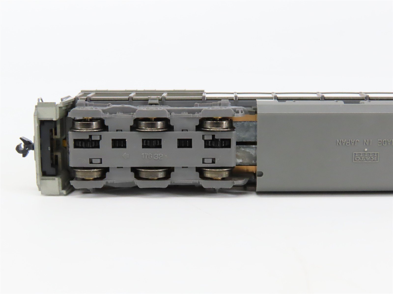N Scale KATO 176-7006 UP Union Pacific GE AC4400CW Diesel #5767 - DCC Ready