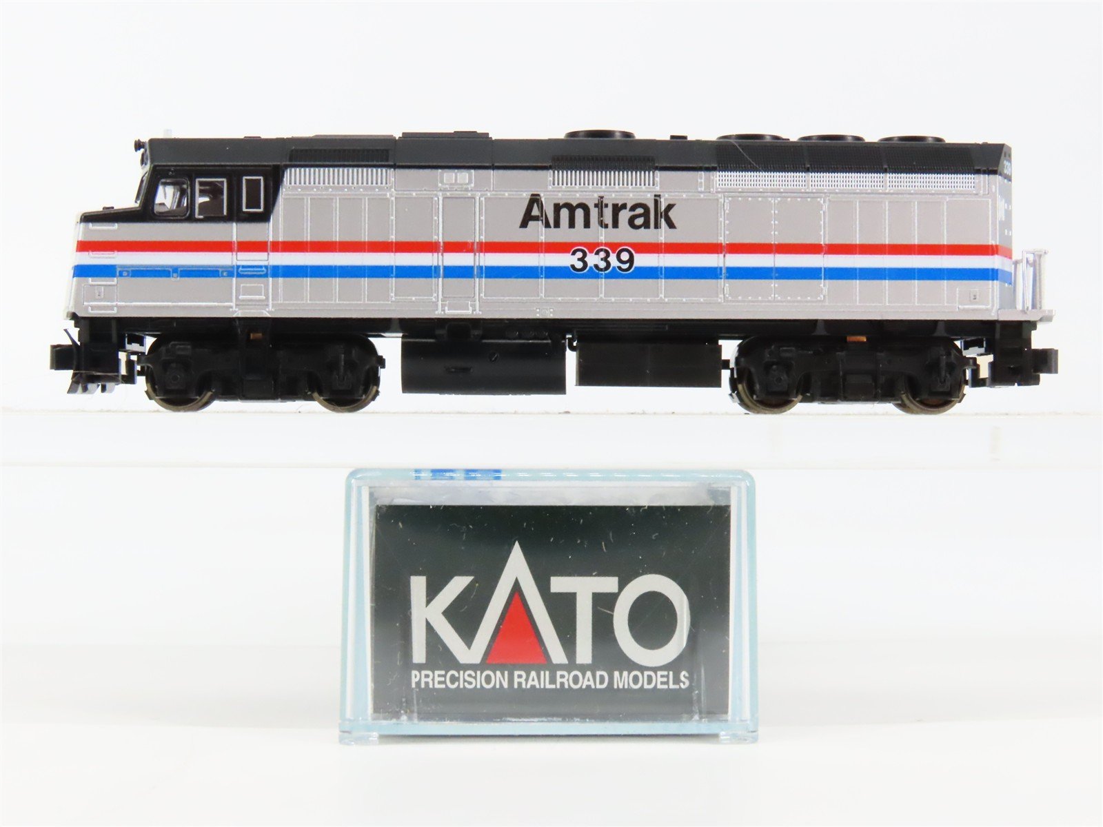 N Scale KATO AMTK Amtrak Phase III EMD F40PH Diesel #339 - DCC Ready