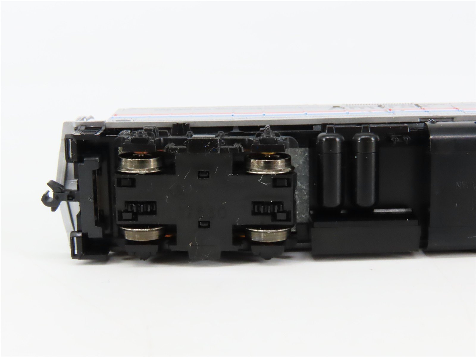 N Scale KATO AMTK Amtrak Phase III EMD F40PH Diesel #339 - DCC Ready