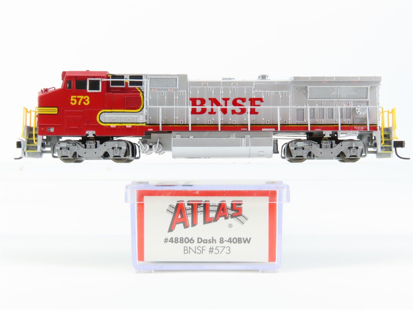 N Scale Atlas 48806 BNSF Railway Dash 8-40BW Diesel Locomotive #573
