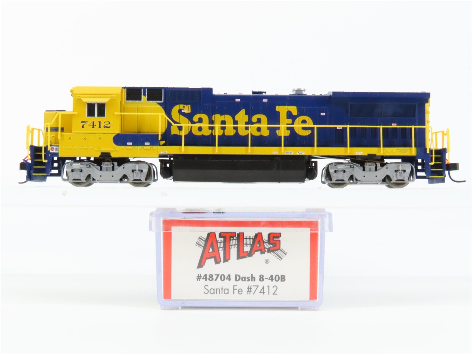 N Scale Atlas 48704 ATSF Santa Fe Bash 8-40B Diesel Locomotive #7412