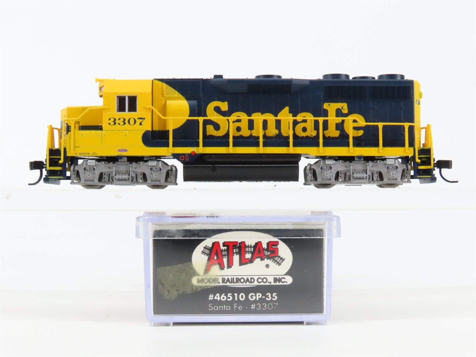 N Scale Atlas Classic 46510 ATSF Santa Fe GP35 Diesel Locomotive #3307