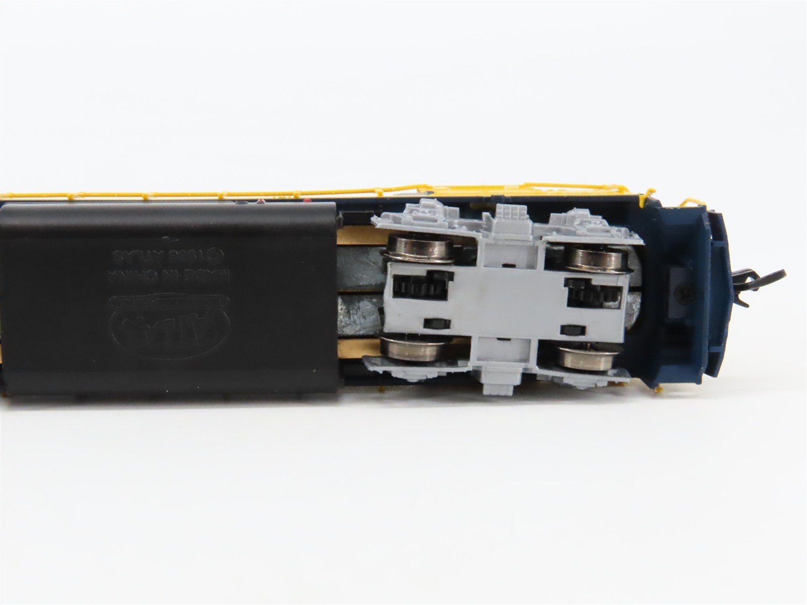 N Scale Atlas 40000229 ATSF Santa Fe GP38 Diesel Locomotive #2308