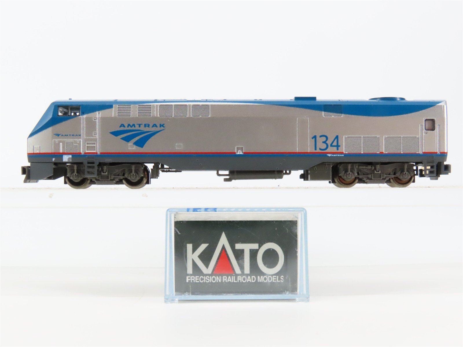 N Scale KATO Amtrak P42DC Diesel Locomotive #134
