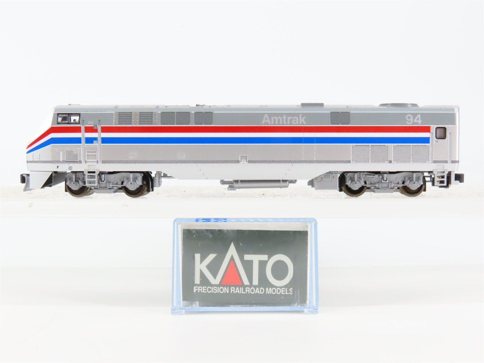 N Scale Kato Amtrak Phase II P42DC Diesel Locomotive #94