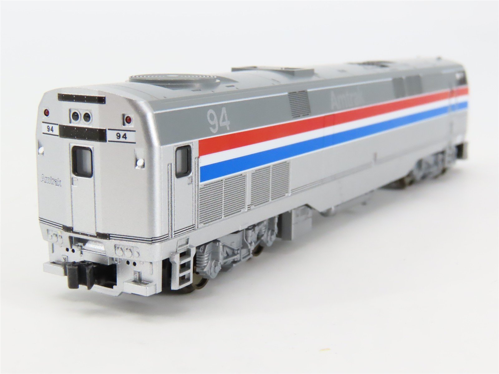 N Scale Kato Amtrak Phase II P42DC Diesel Locomotive #94