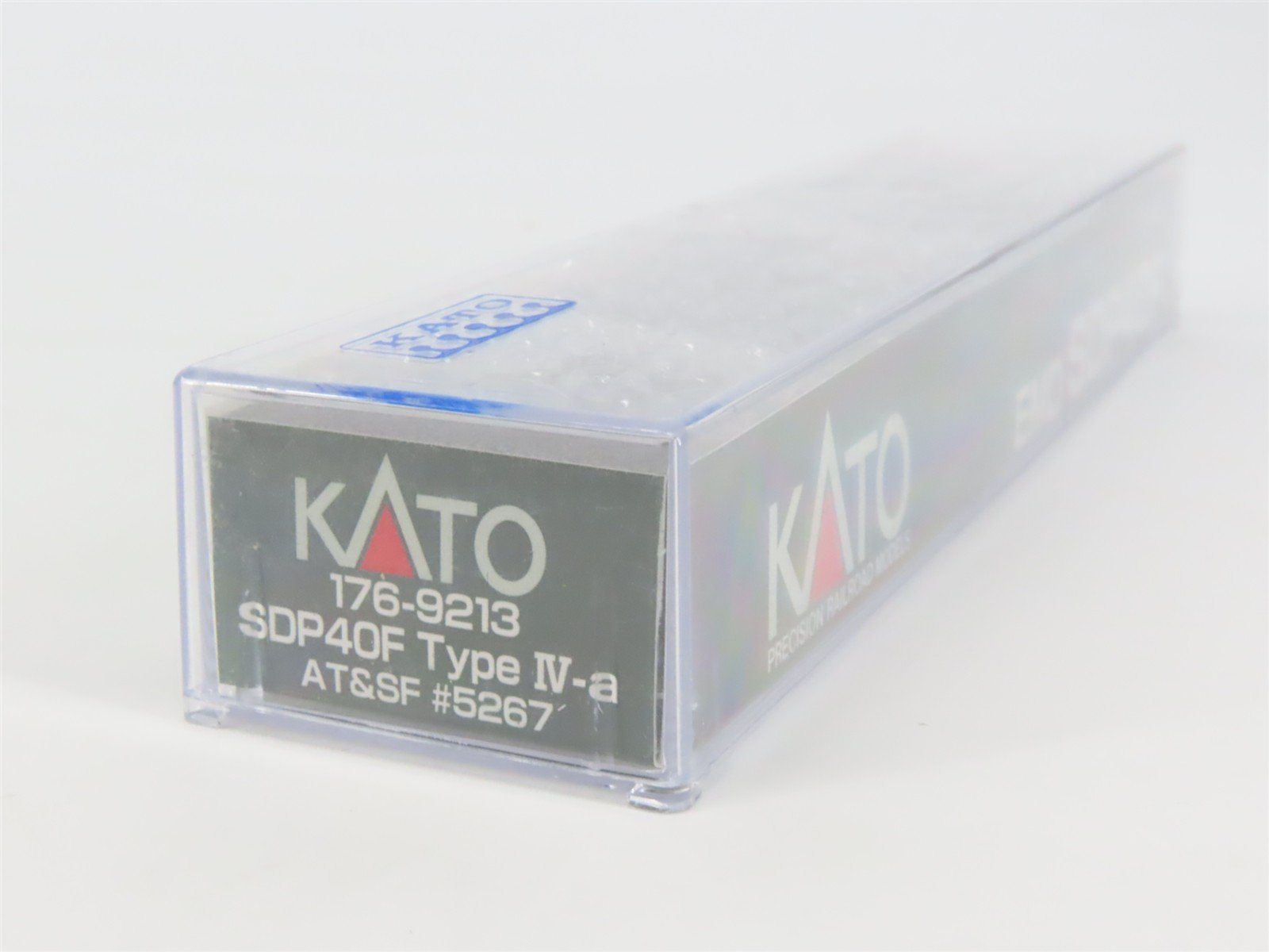 N Scale Kato 176-9213 ATSF Santa Fe SDP40F Diesel Locomotive #5267