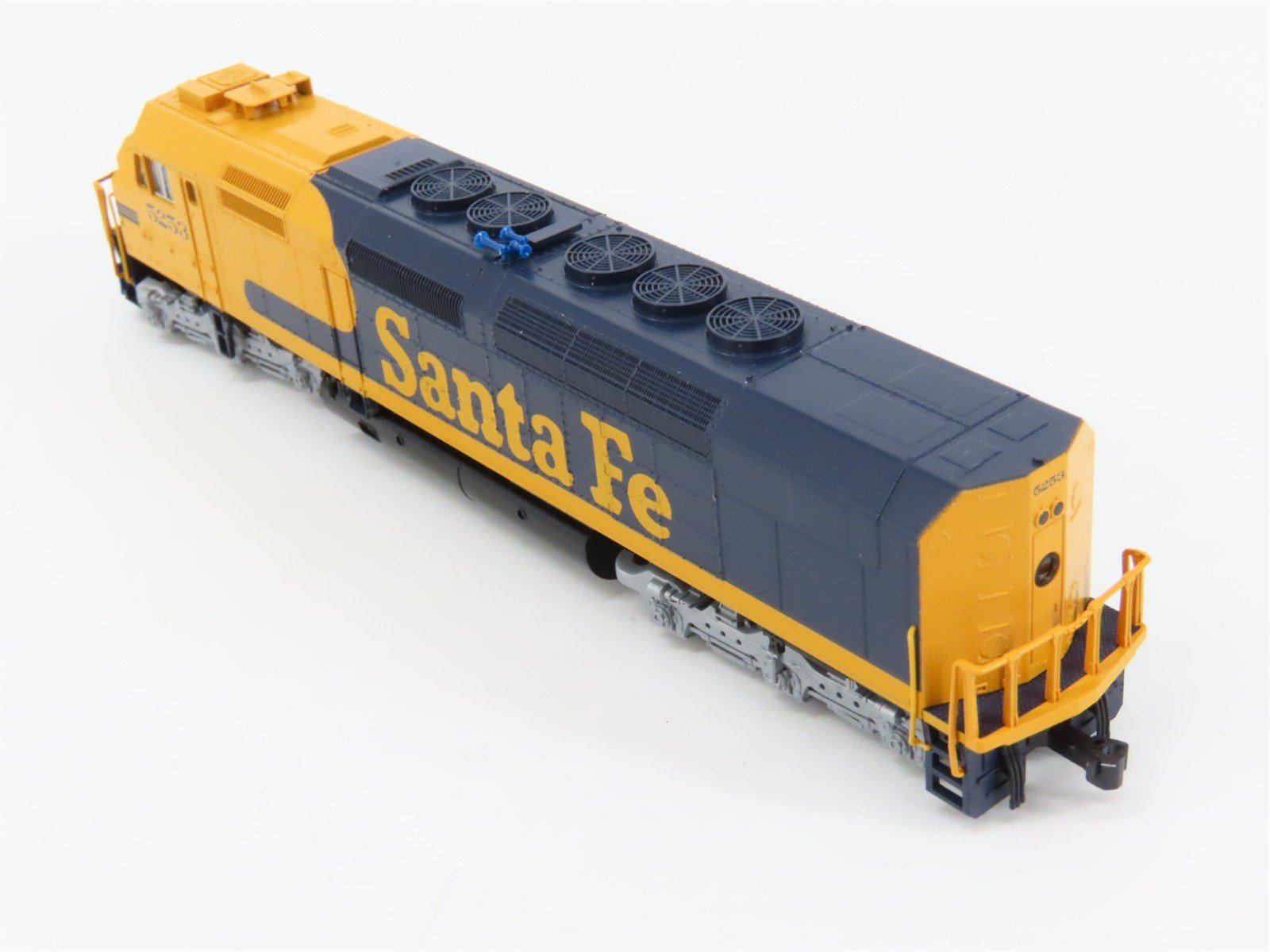 N Scale Kato 176-9213 ATSF Santa Fe SDP40F Diesel Locomotive #5267