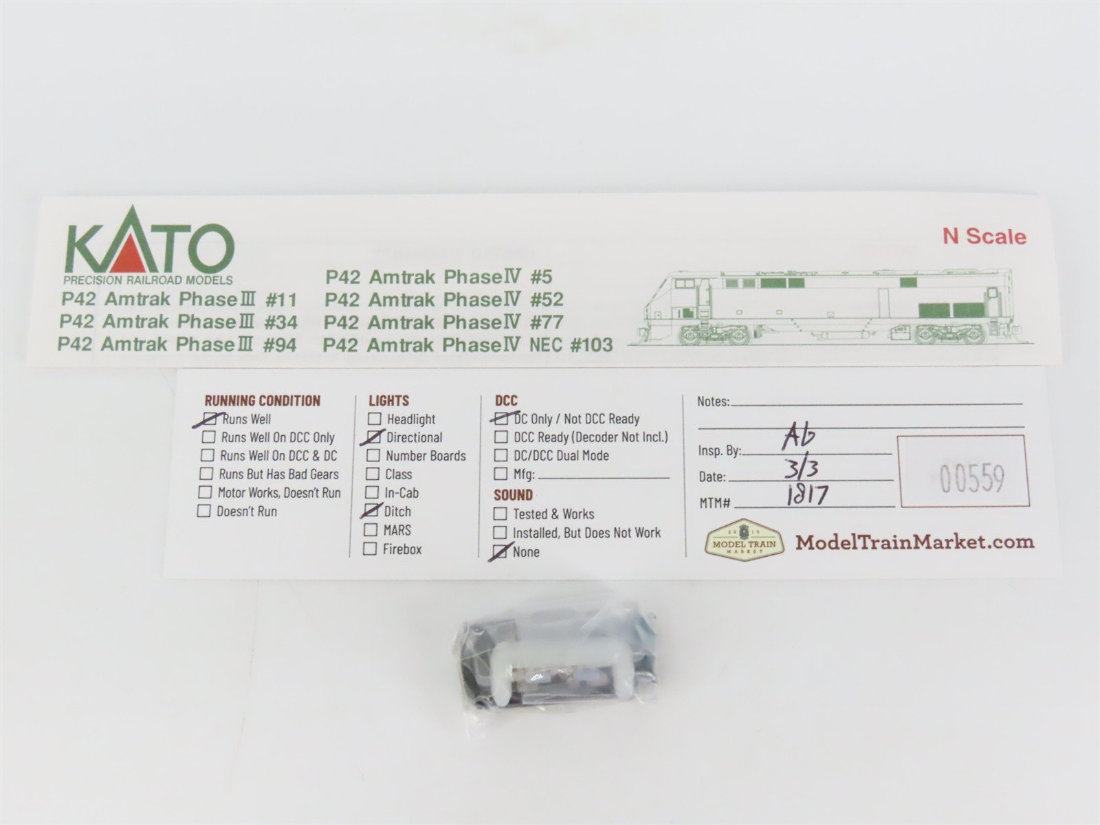 N Scale Kato 176-6001 Amtrak Phase II P42DC Diesel Locomotive #11