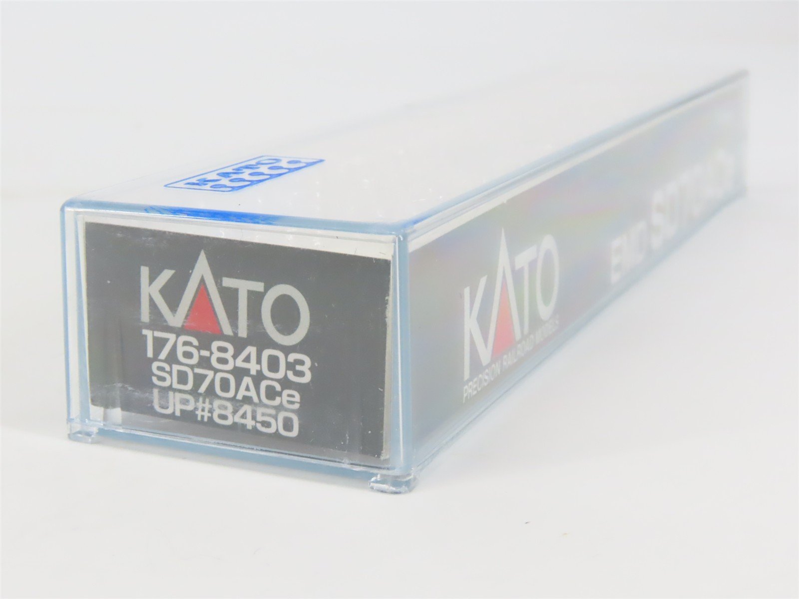 N Scale Kato 176-8403 UP Union Pacific SD70ACe Diesel Locomotive #8450