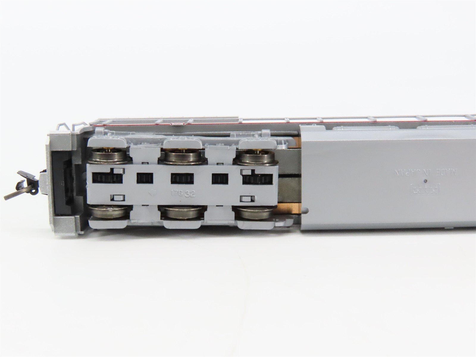 N Scale KATO 176-3501 ATSF Santa Fe C44-9W Diesel Locomotive #600
