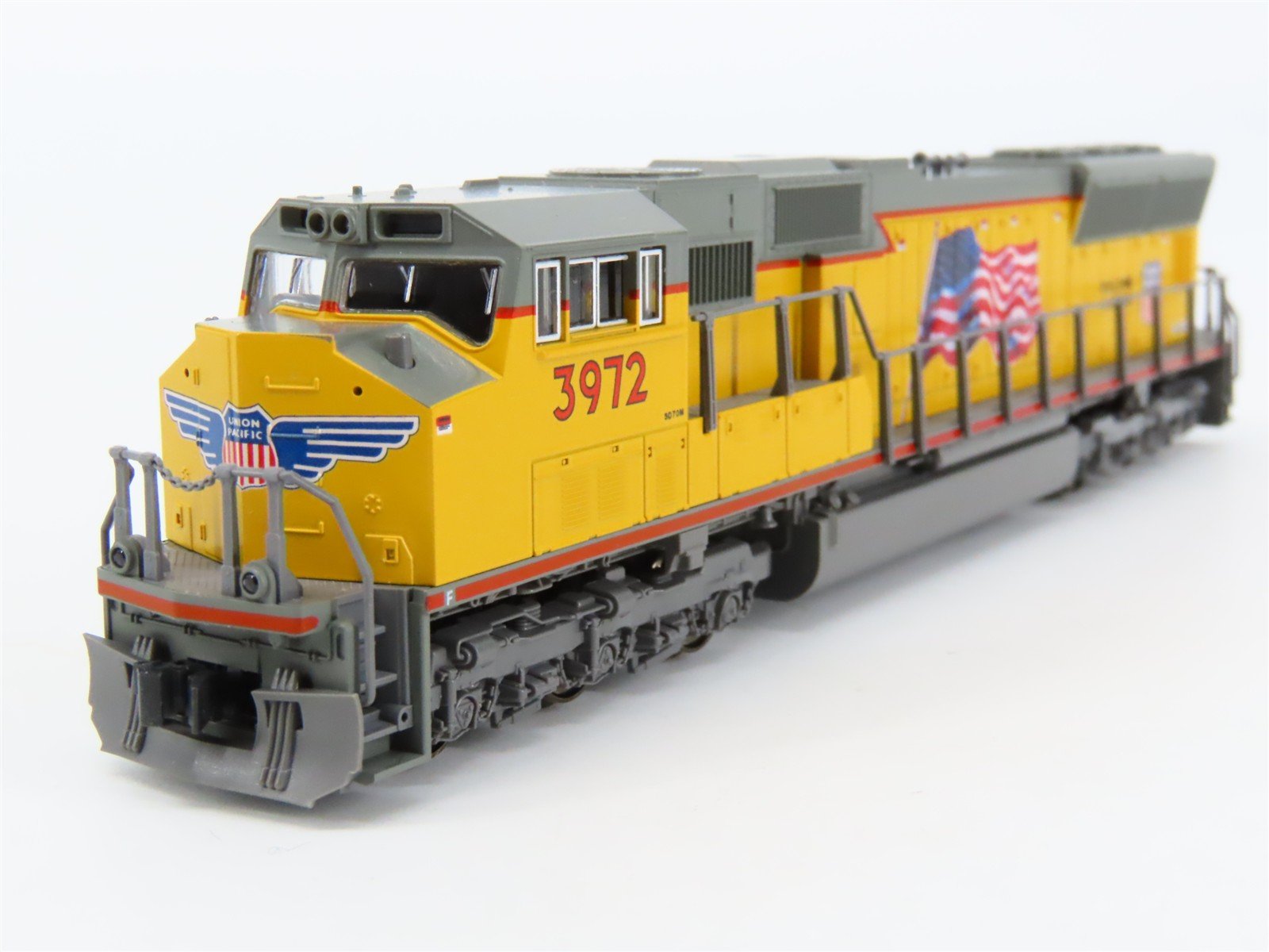 N Scale Kato 176-7504 UP Union Pacific SD70M Diesel Locomotive #3972