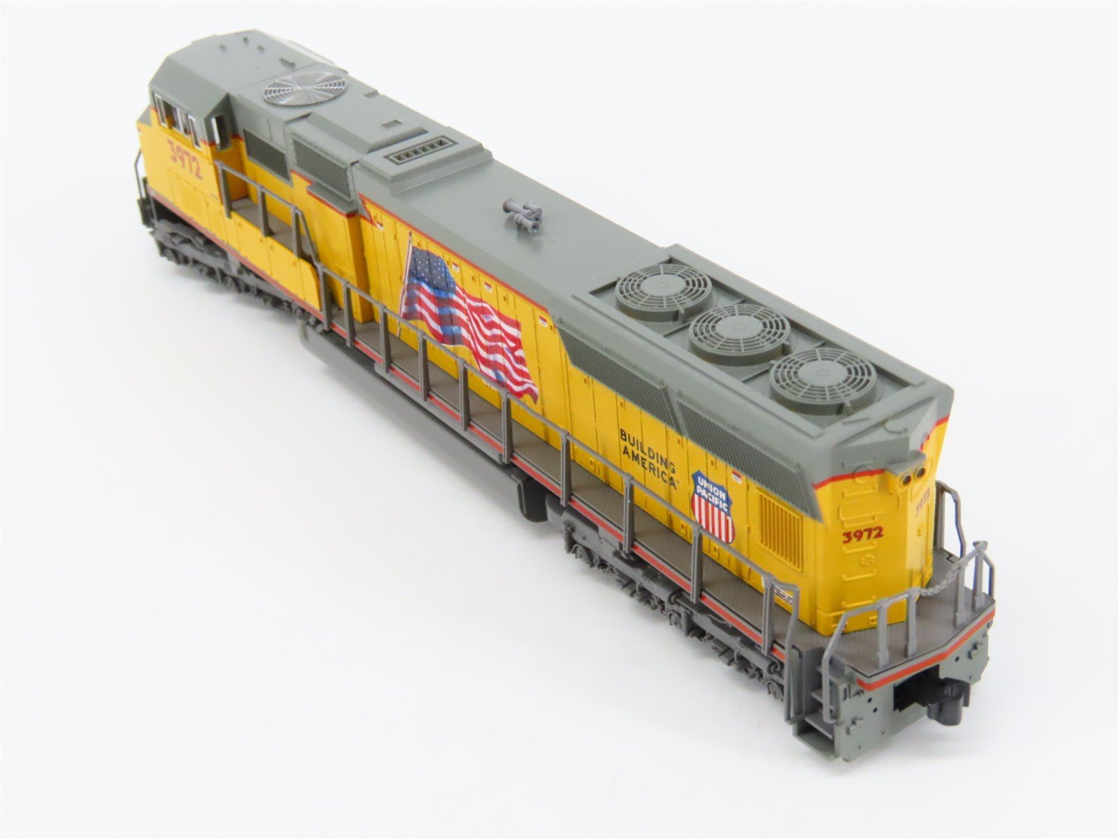 N Scale Kato 176-7504 UP Union Pacific SD70M Diesel Locomotive #3972