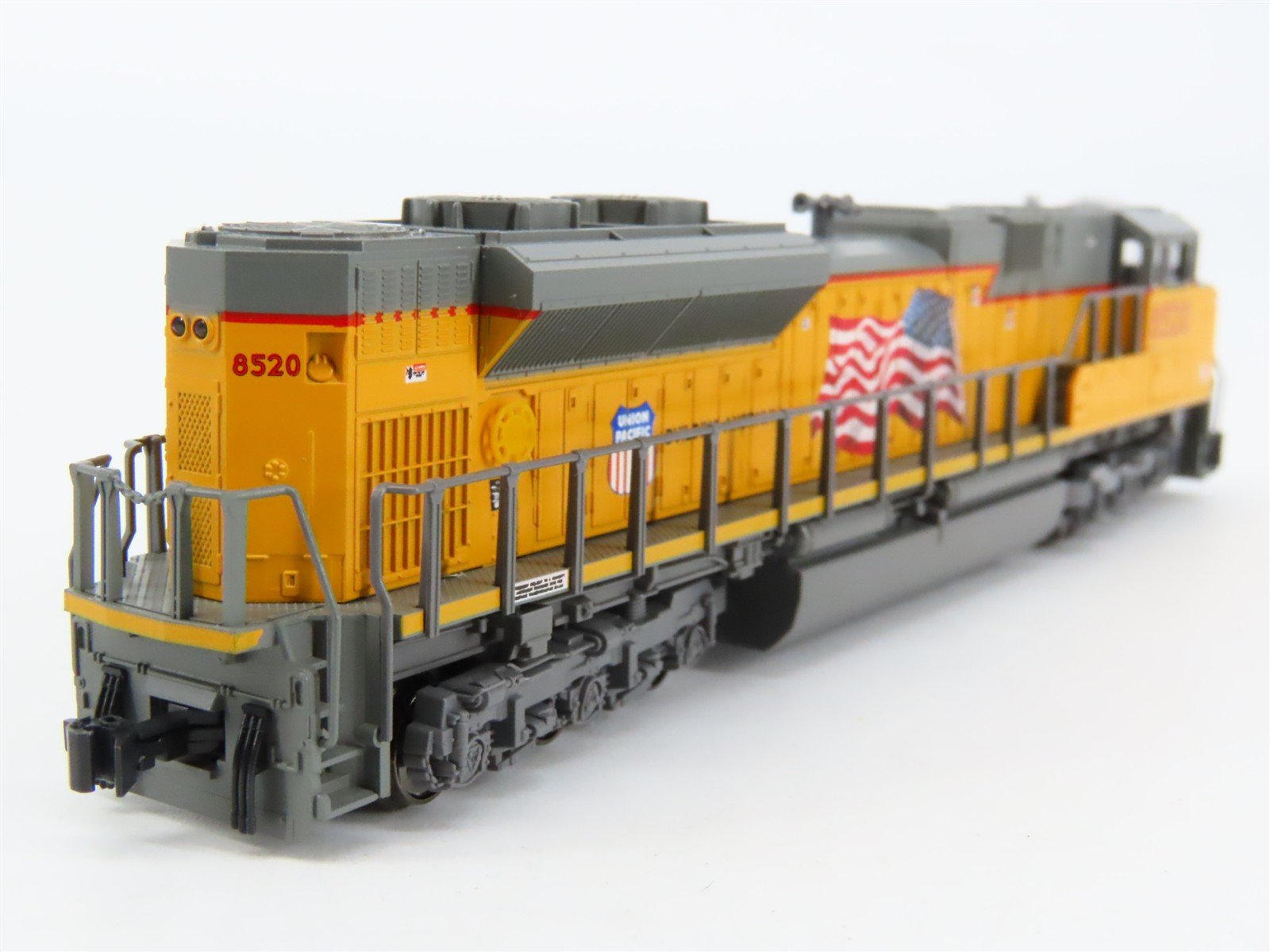 N Scale Kato 176-8402 UP Union Pacific SD70ACe Diesel Locomotive #8520
