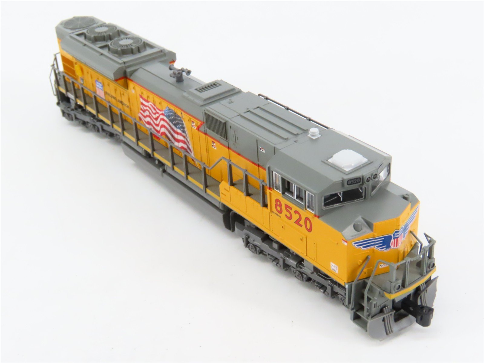 N Scale Kato 176-8402 UP Union Pacific SD70ACe Diesel Locomotive #8520