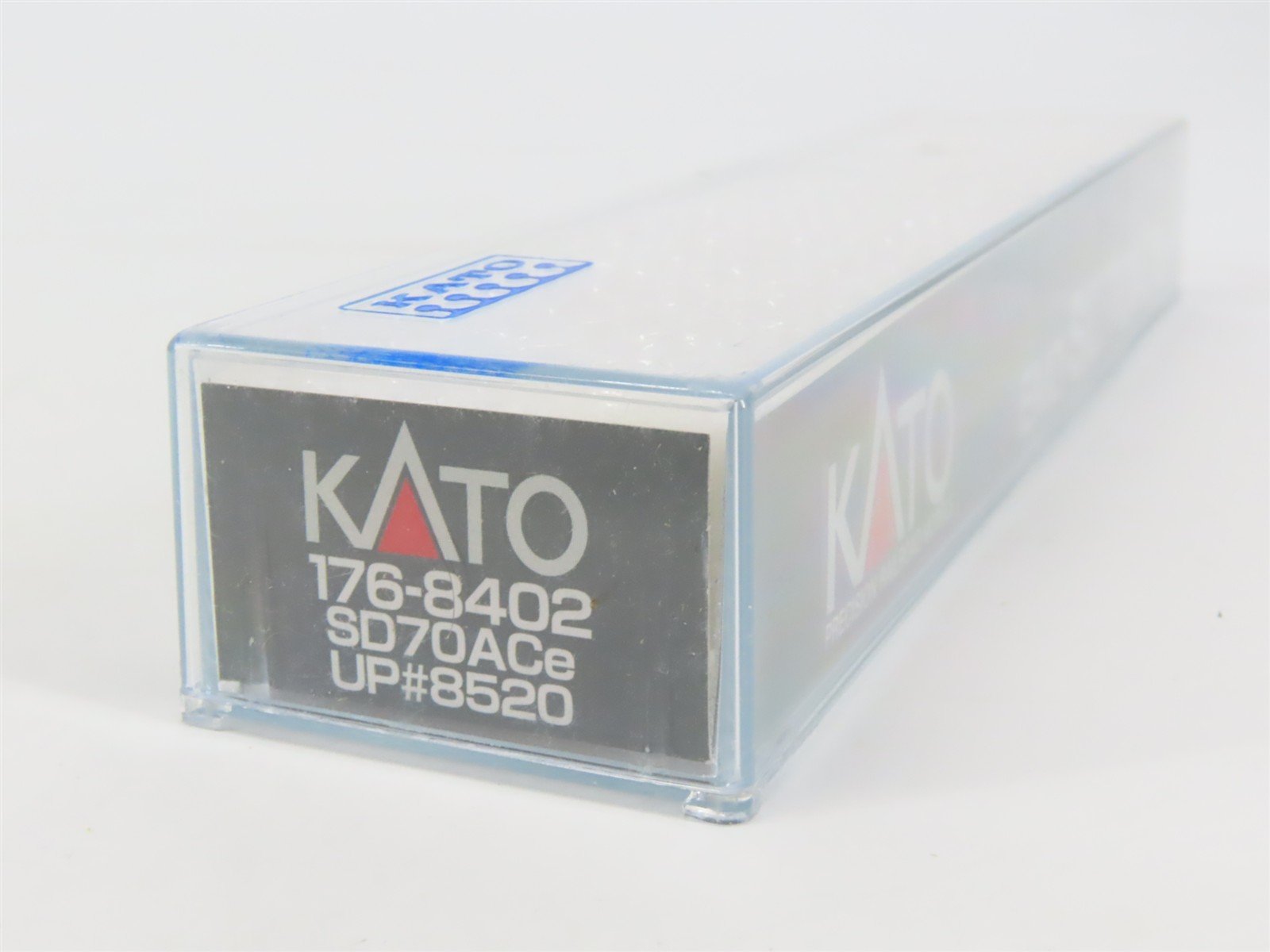 N Scale Kato 176-8402 UP Union Pacific SD70ACe Diesel Locomotive #8520