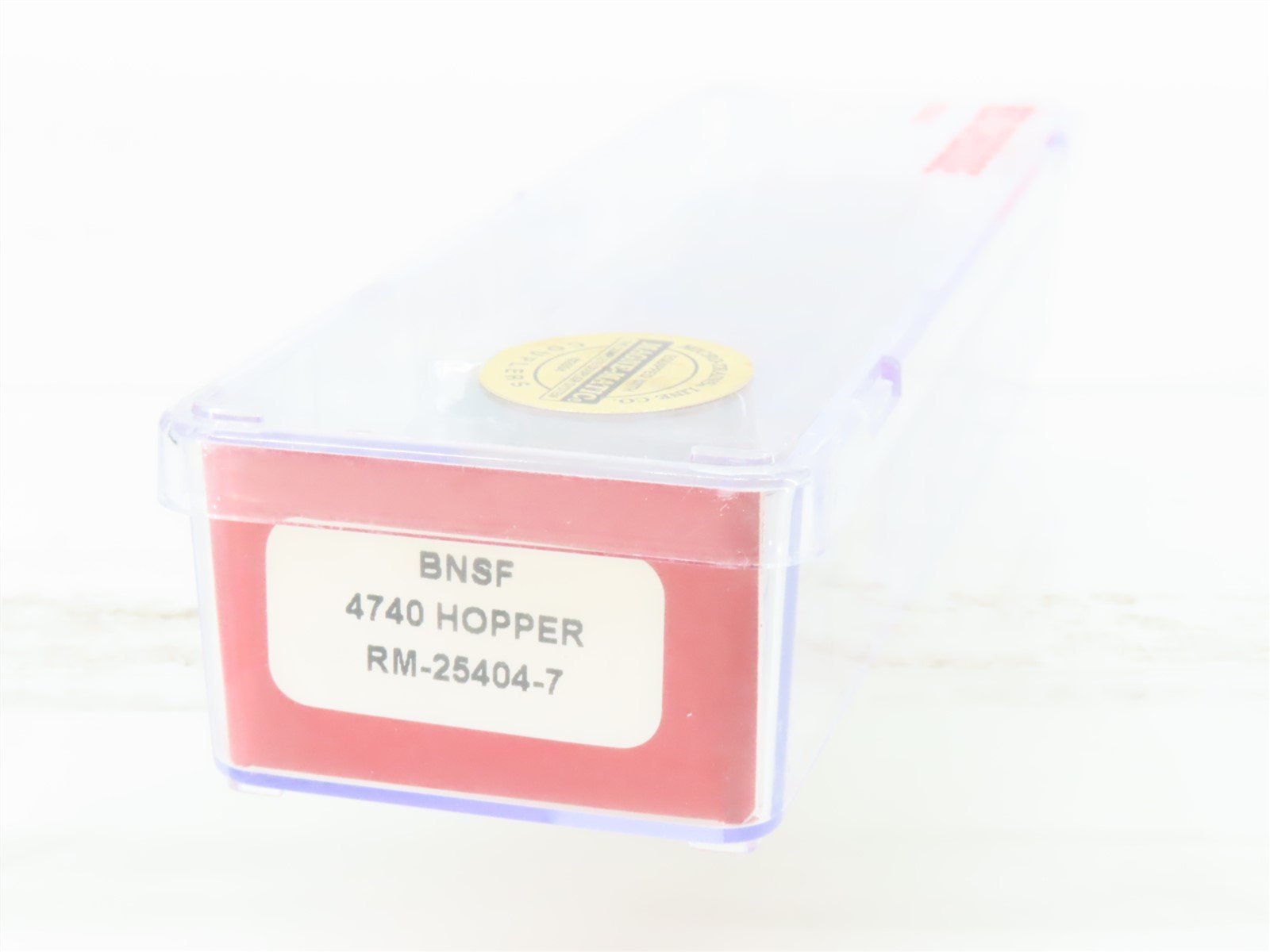 N Scale Red Caboose RM-25404-7 BNSF Railway 3-Bay Covered Hopper #433201