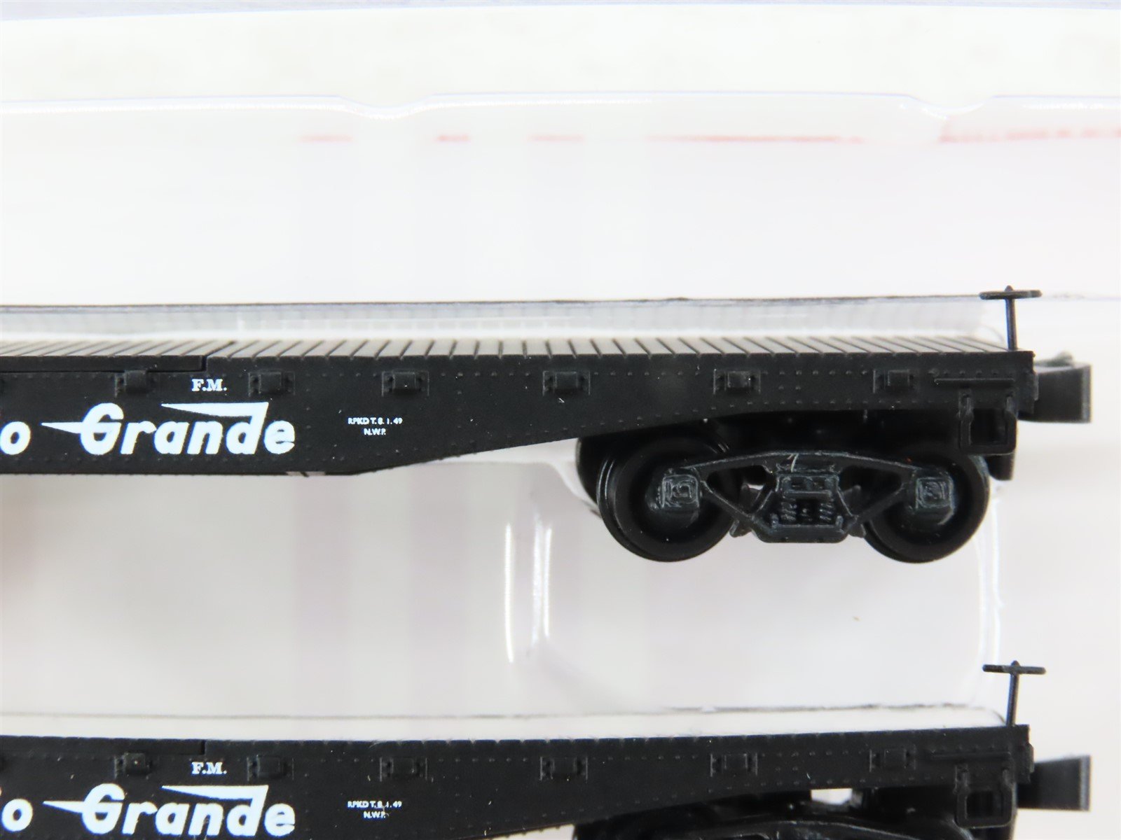 N Scale Red Caboose RN-16018-3 D&RGW Rio Grande Fish Belly Flat Car 2-Pack