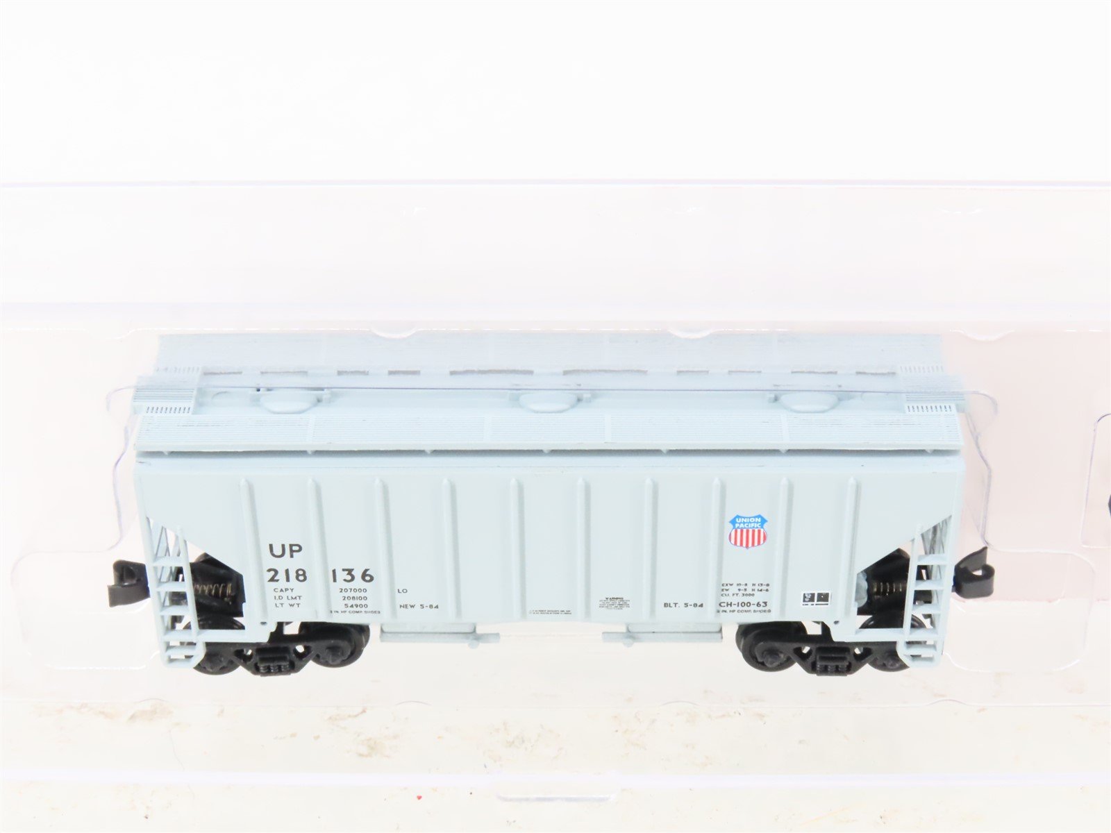 N Scale Red Caboose RN-15002-10 UP Union Pacific 2-Bay Covered Hopper #218136