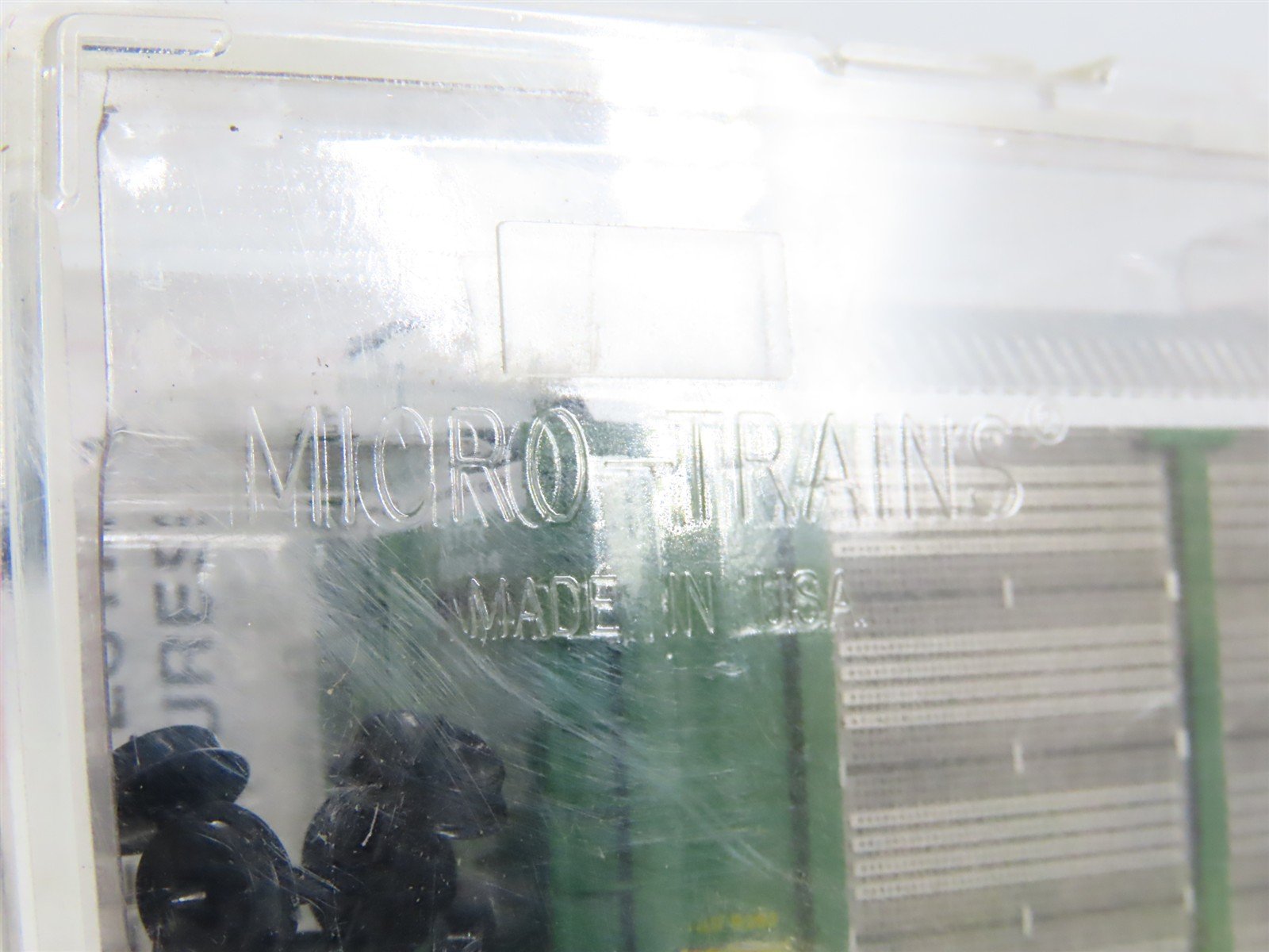 N Scale Micro-Trains MTL 11100030 ETTX BN 89' Tri-Level Closed Auto Rack #820914