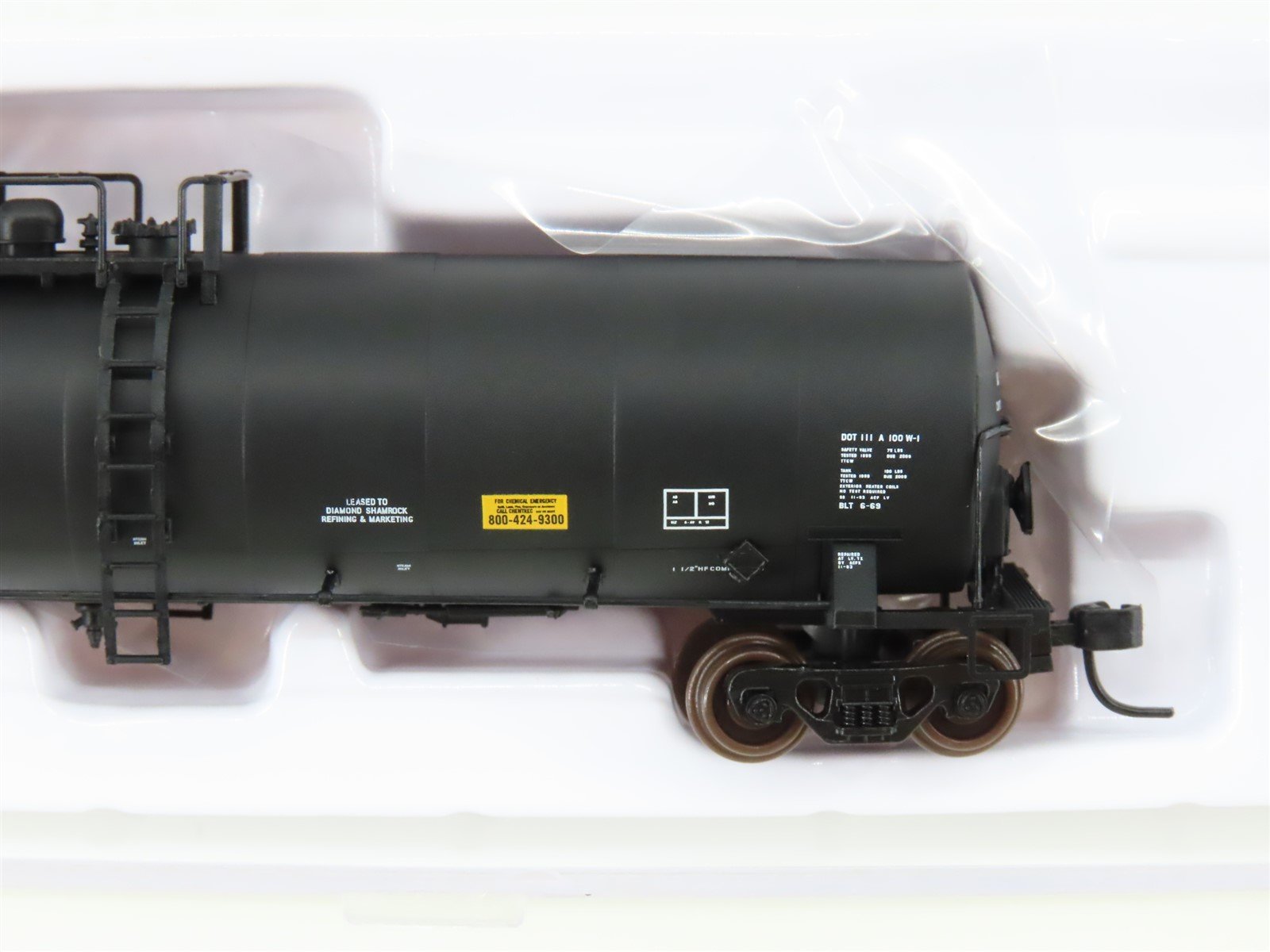 N Scale Atlas 30791 ACFX Diamond Shamrock 23,500 Gallon Tank Car #89057