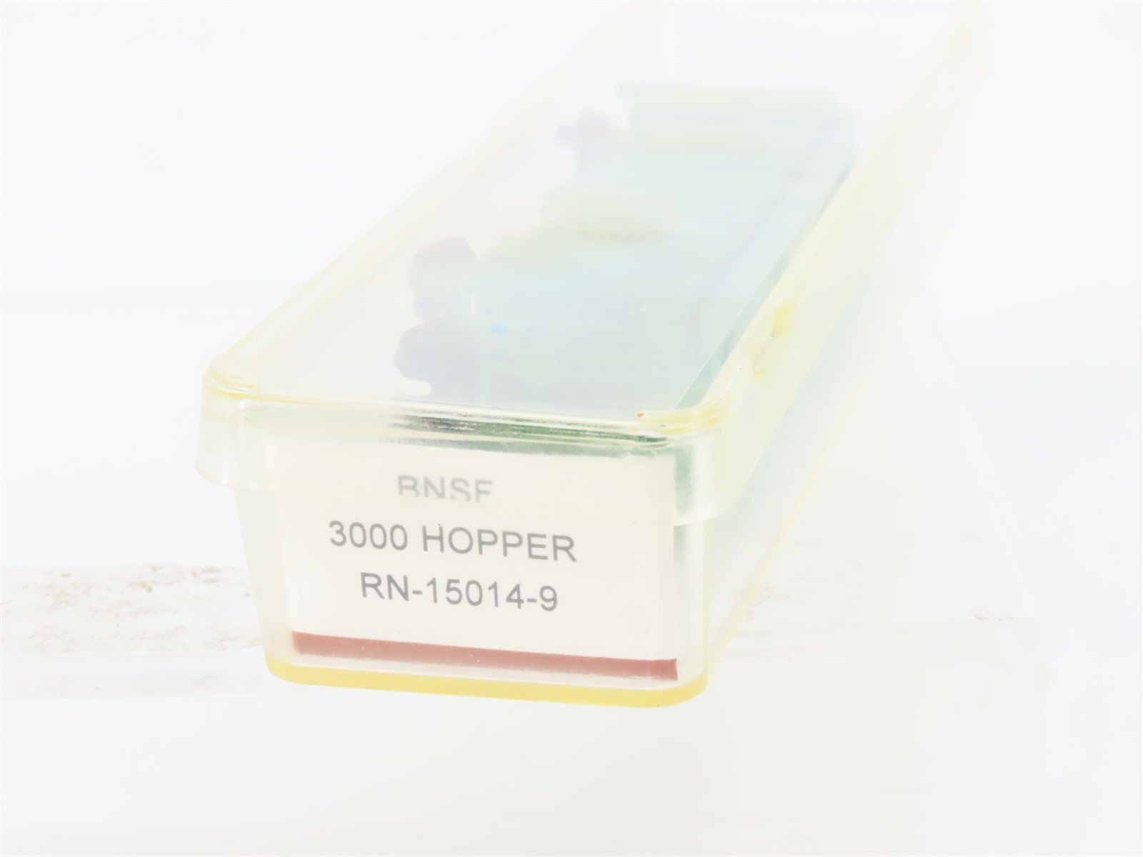 N Scale Red Caboose RN-15014-9 BNSF Railway 2-Bay Covered Hopper #406680